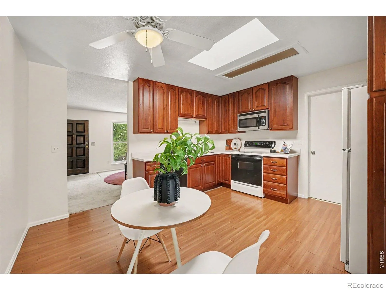 3233 S Holland Way Lakewood CO 80227 | MLS #RECIR1067211 08272026213214 1600 5