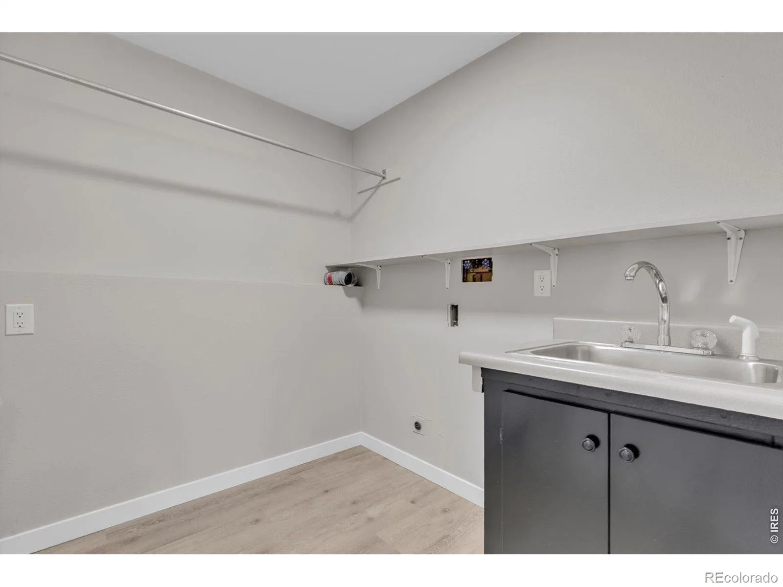 1226 Hunter Court Longmont CO 80501 | MLS #RECIR1067221 08262026000436 1600 18