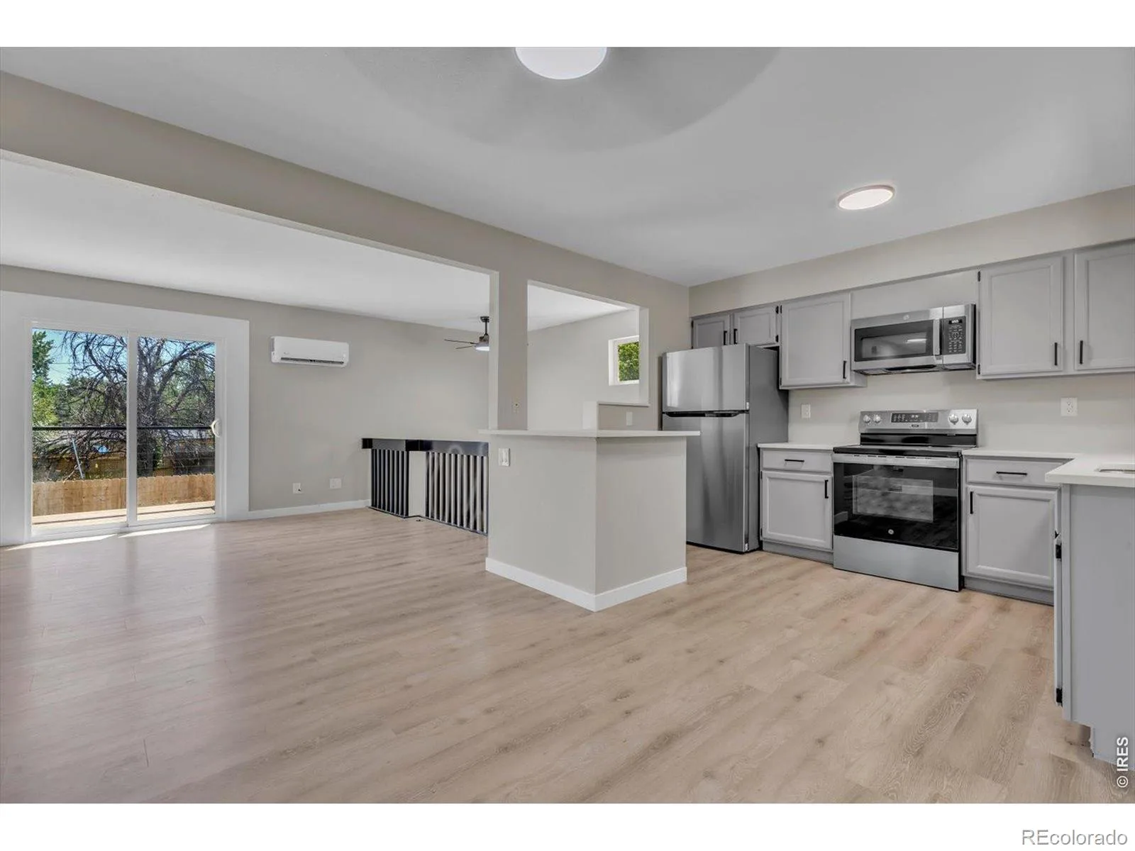 1226 Hunter Court Longmont CO 80501 | MLS #RECIR1067221 08262026000436 1600 6