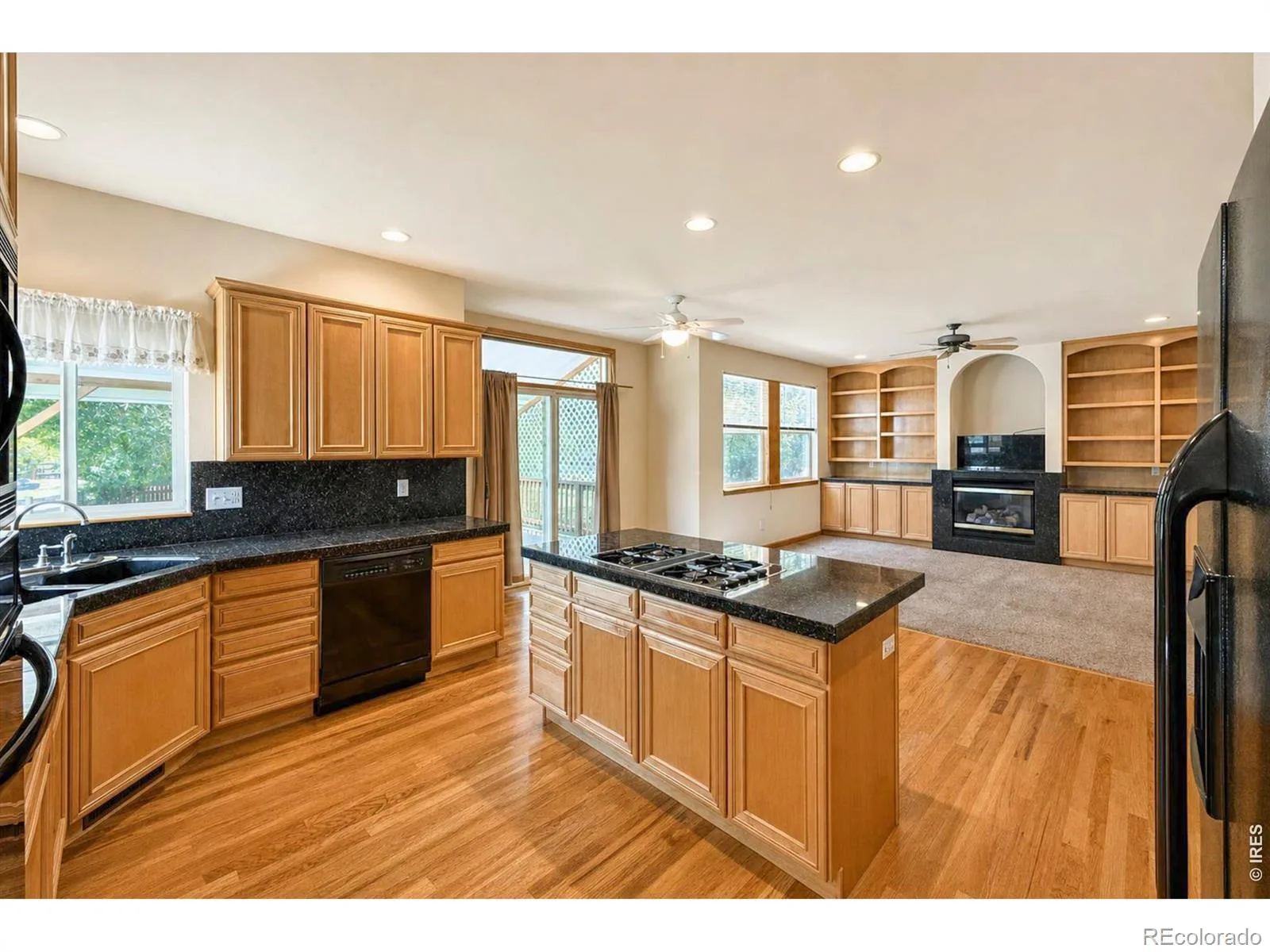 955 Marfell Street Erie CO 80516 | MLS #RECIR1067242 08262026154904 1600 13