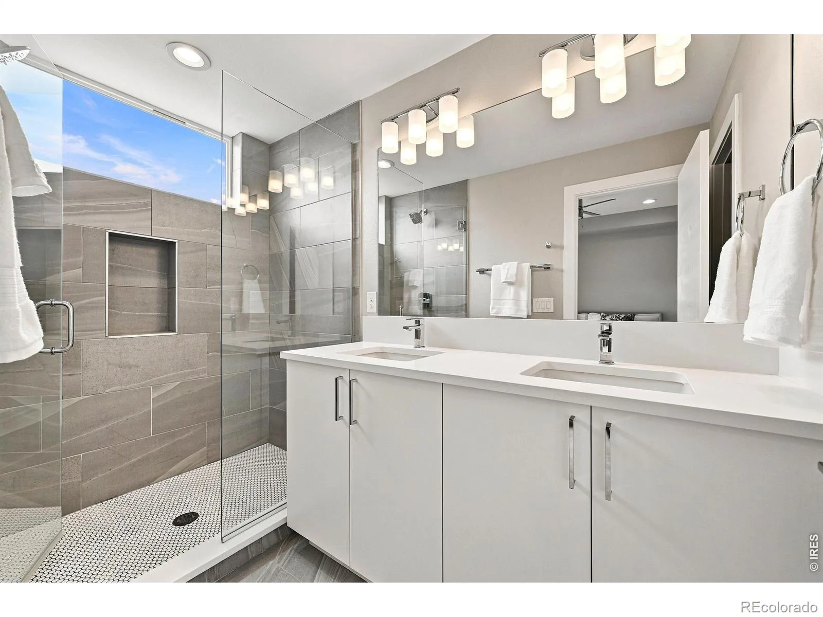 3245 W 17th Avenue #3 Denver CO 80204 | MLS #RECIR1067243 08272026020541 1600 23