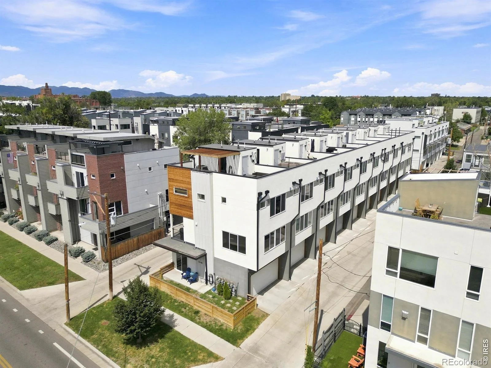 3245 W 17th Avenue #3 Denver CO 80204 | MLS #RECIR1067243 08272026020541 1600 34