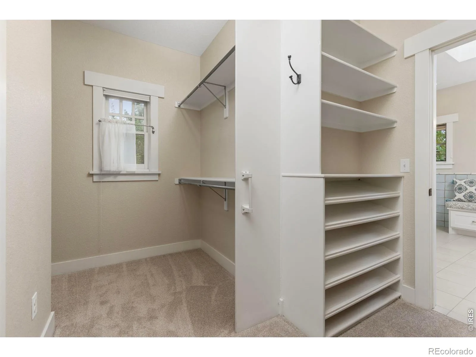 818 Confidence Drive Longmont CO 80504 | MLS #RECIR1067297 08272026004616 1600 22
