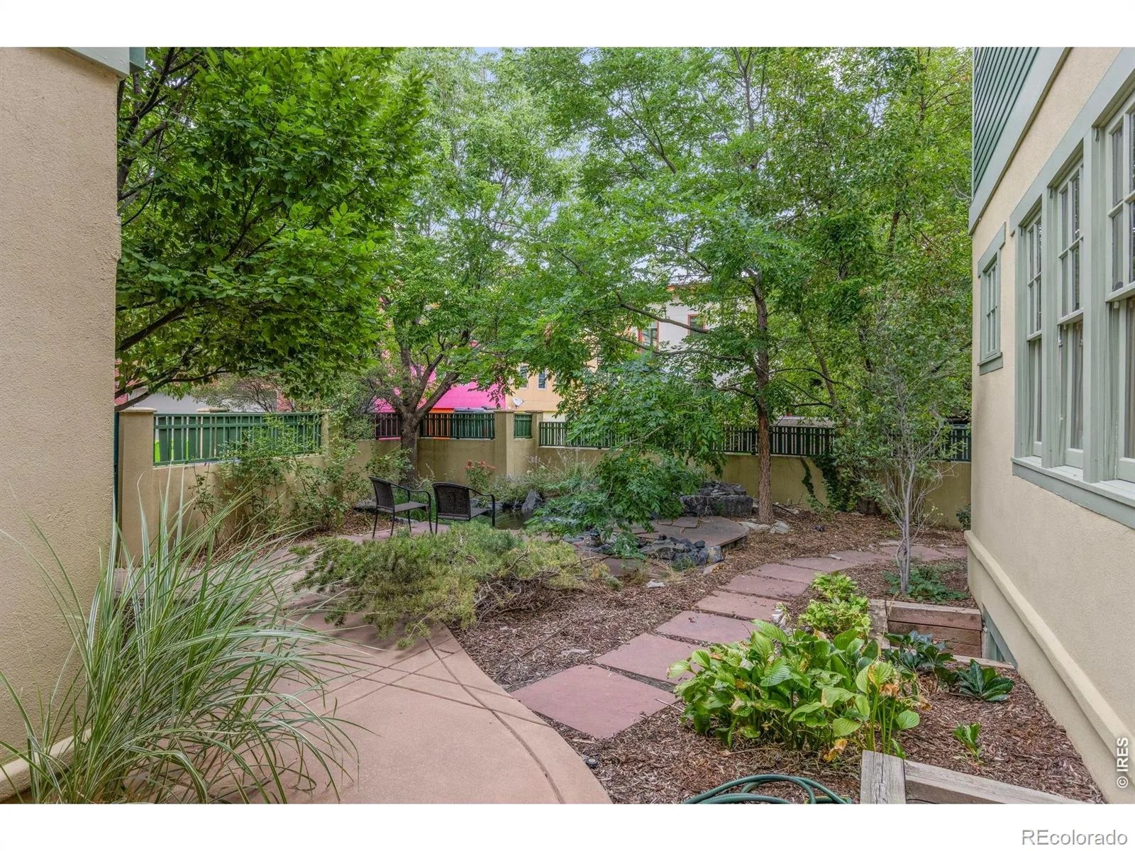 818 Confidence Drive Longmont CO 80504 | MLS #RECIR1067297 08272026004616 1600 42
