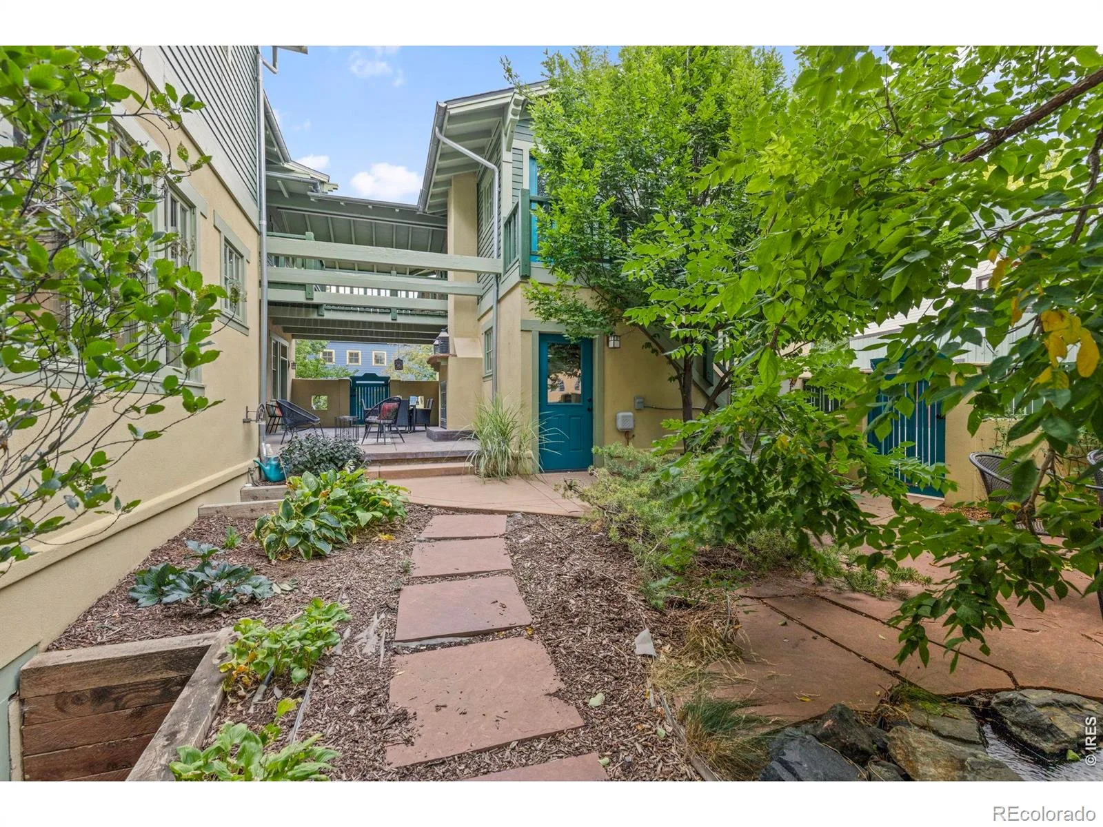 818 Confidence Drive Longmont CO 80504 | MLS #RECIR1067297 08272026004616 1600 43