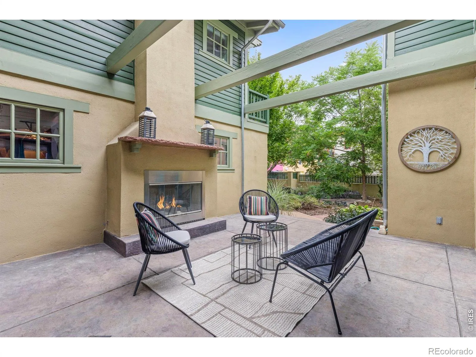 818 Confidence Drive Longmont CO 80504 | MLS #RECIR1067297 08272026004616 1600 45