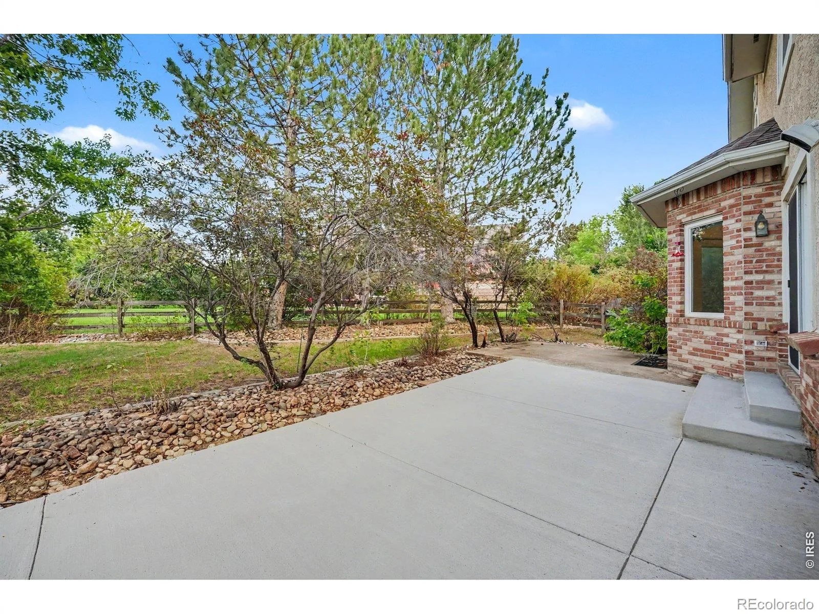 1690 Brown Court Longmont CO 80503 | MLS #RECIR1067308 08292026005731 1600 20