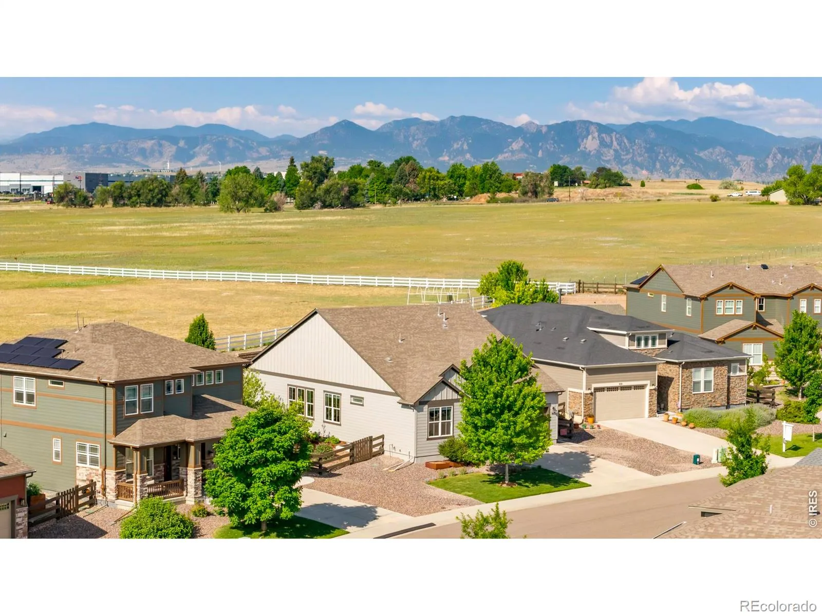 865 Stagecoach Drive Lafayette CO 80026 | MLS #RECIR1067338 08272026172424 1600 33
