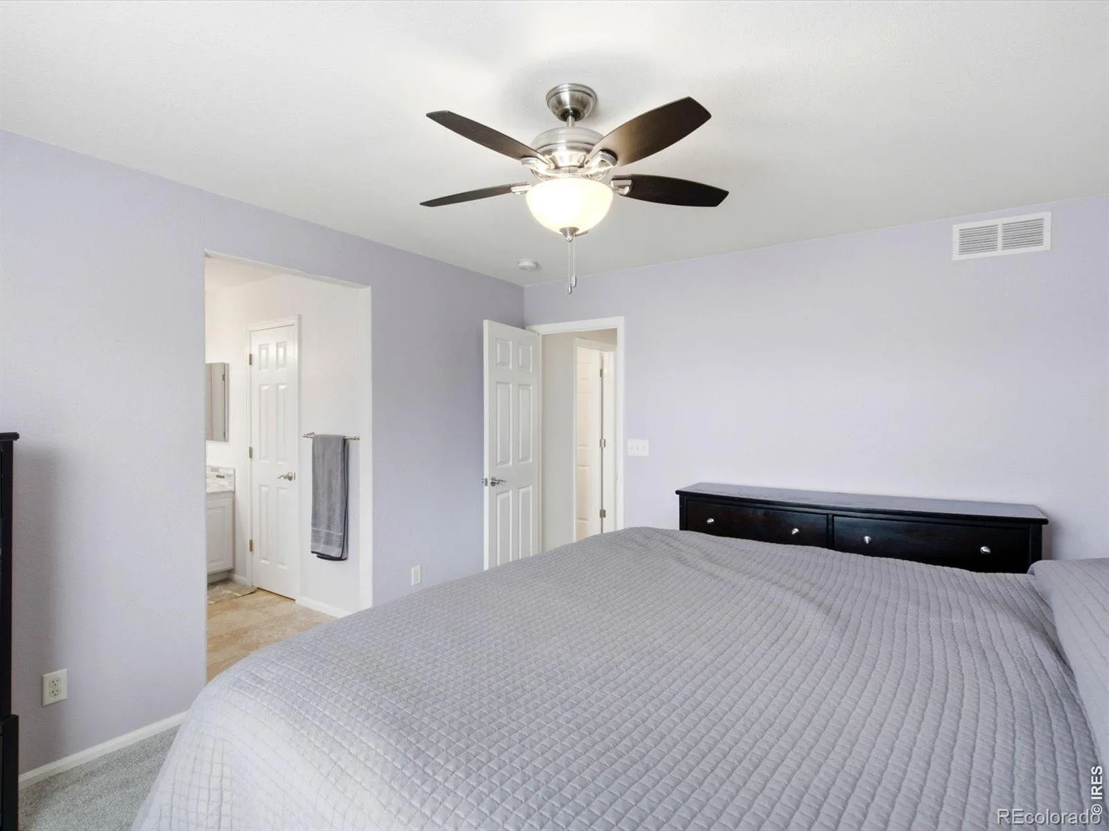 5911 Thistle Ridge Avenue Longmont CO 80504 | MLS #RECIR1067351 08282026155034 1600 18