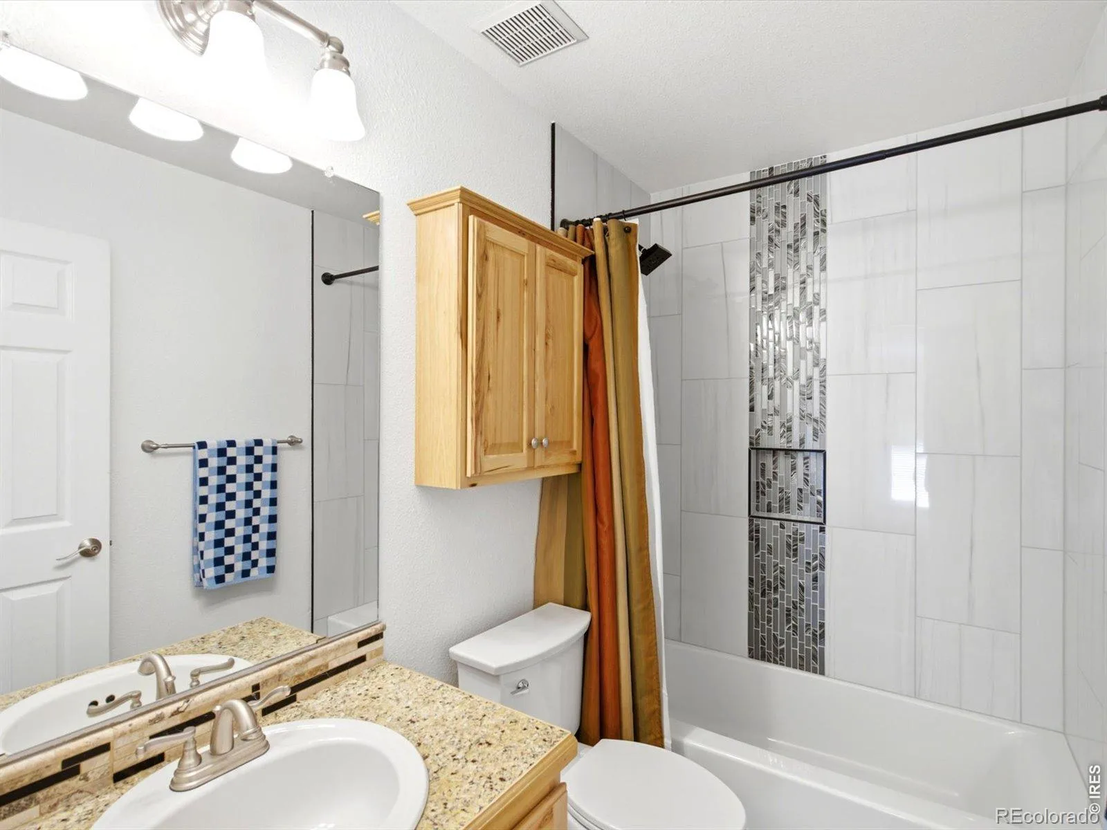 5911 Thistle Ridge Avenue Longmont CO 80504 | MLS #RECIR1067351 08282026155034 1600 24