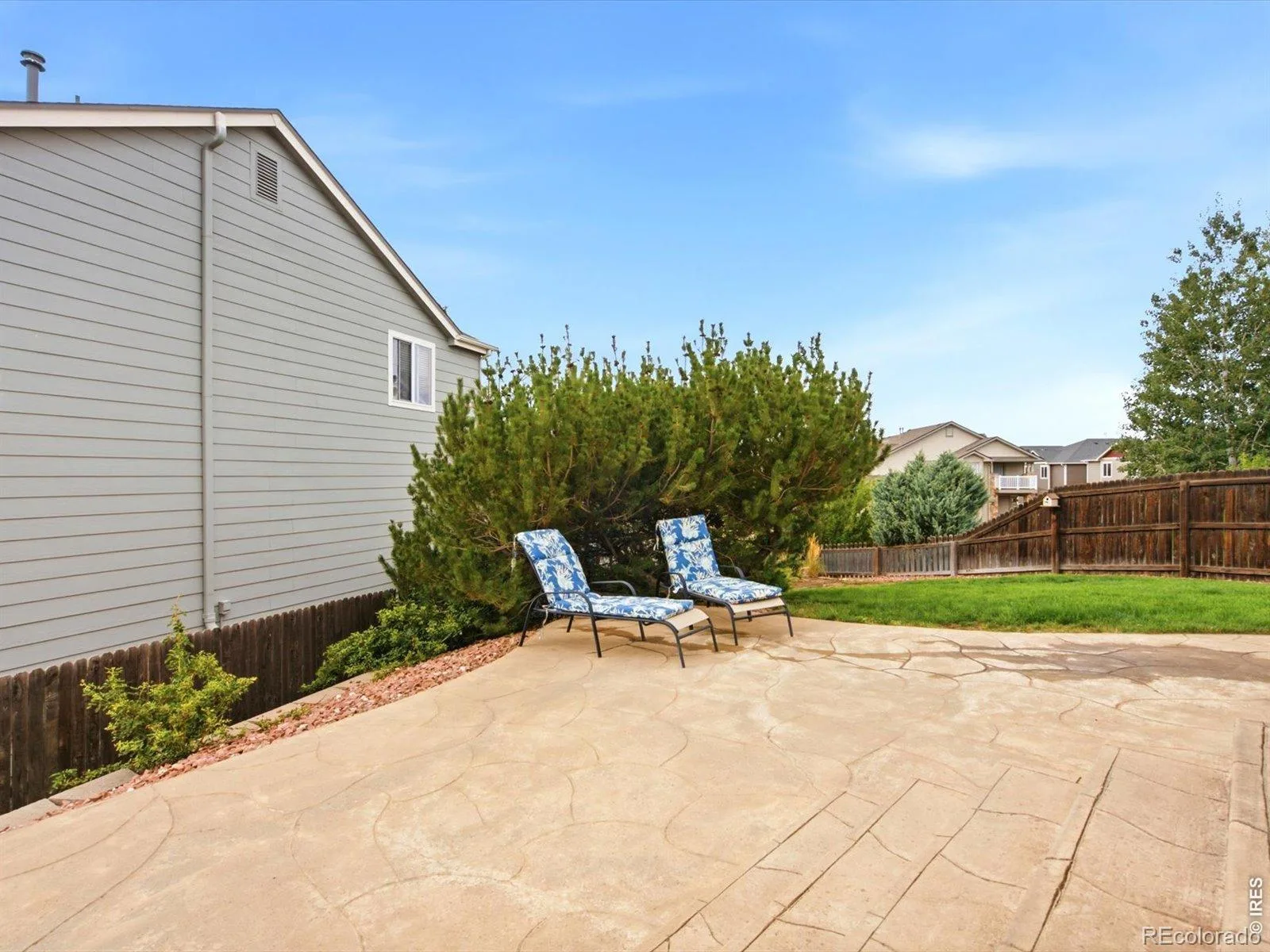 5911 Thistle Ridge Avenue Longmont CO 80504 | MLS #RECIR1067351 08282026155034 1600 30