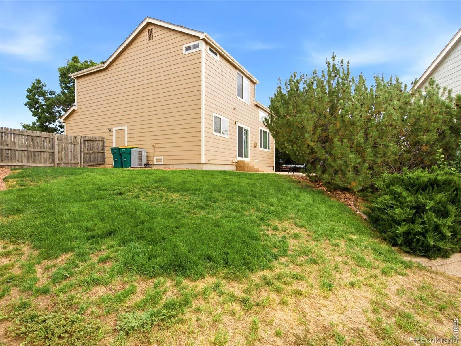 5911 Thistle Ridge Avenue Longmont CO 80504 | MLS #RECIR1067351 08282026155034 1600 32