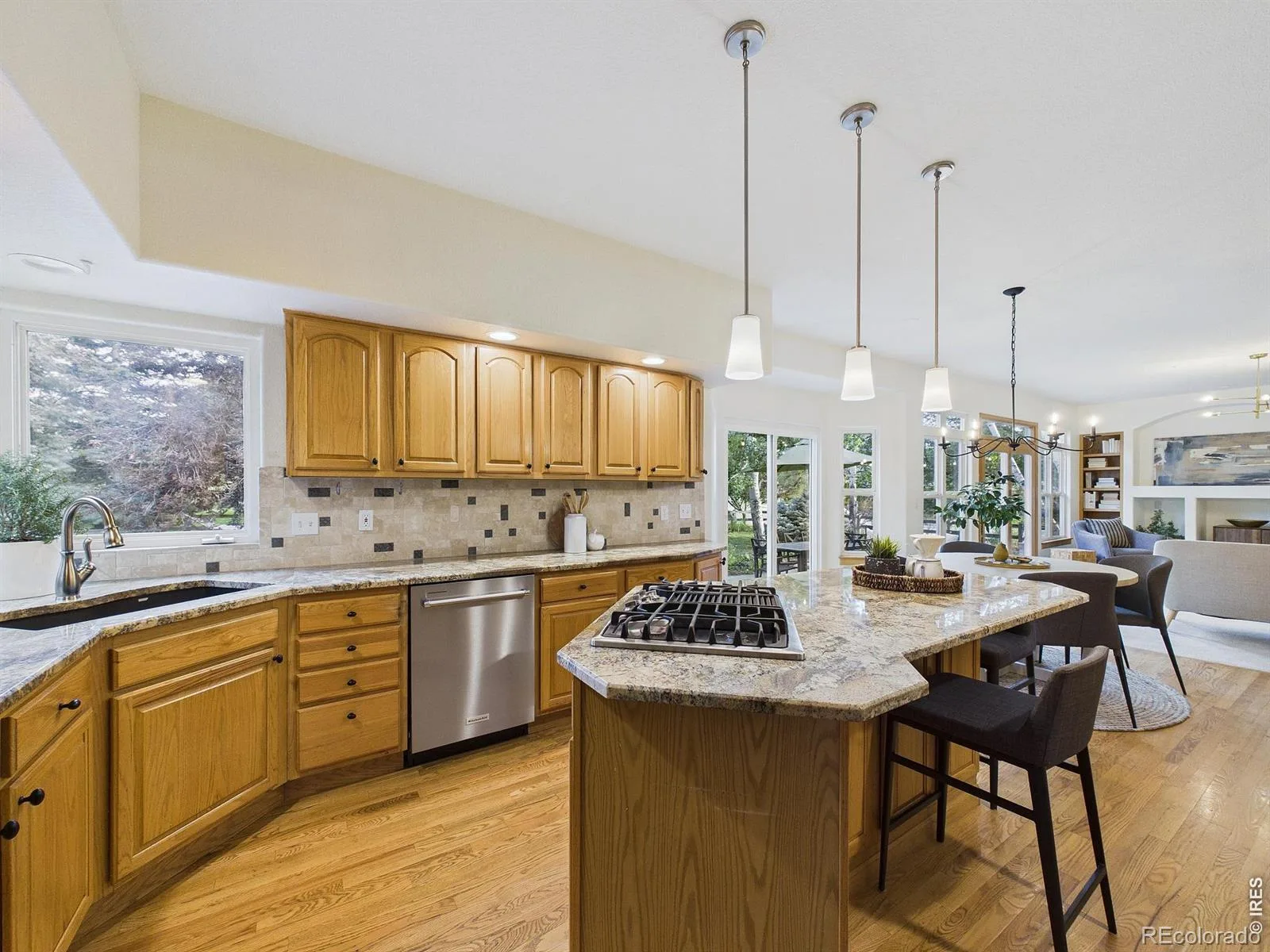 1931 Creekside Drive Longmont CO 80504 | MLS #REC7449800 08272026202510 1600 25