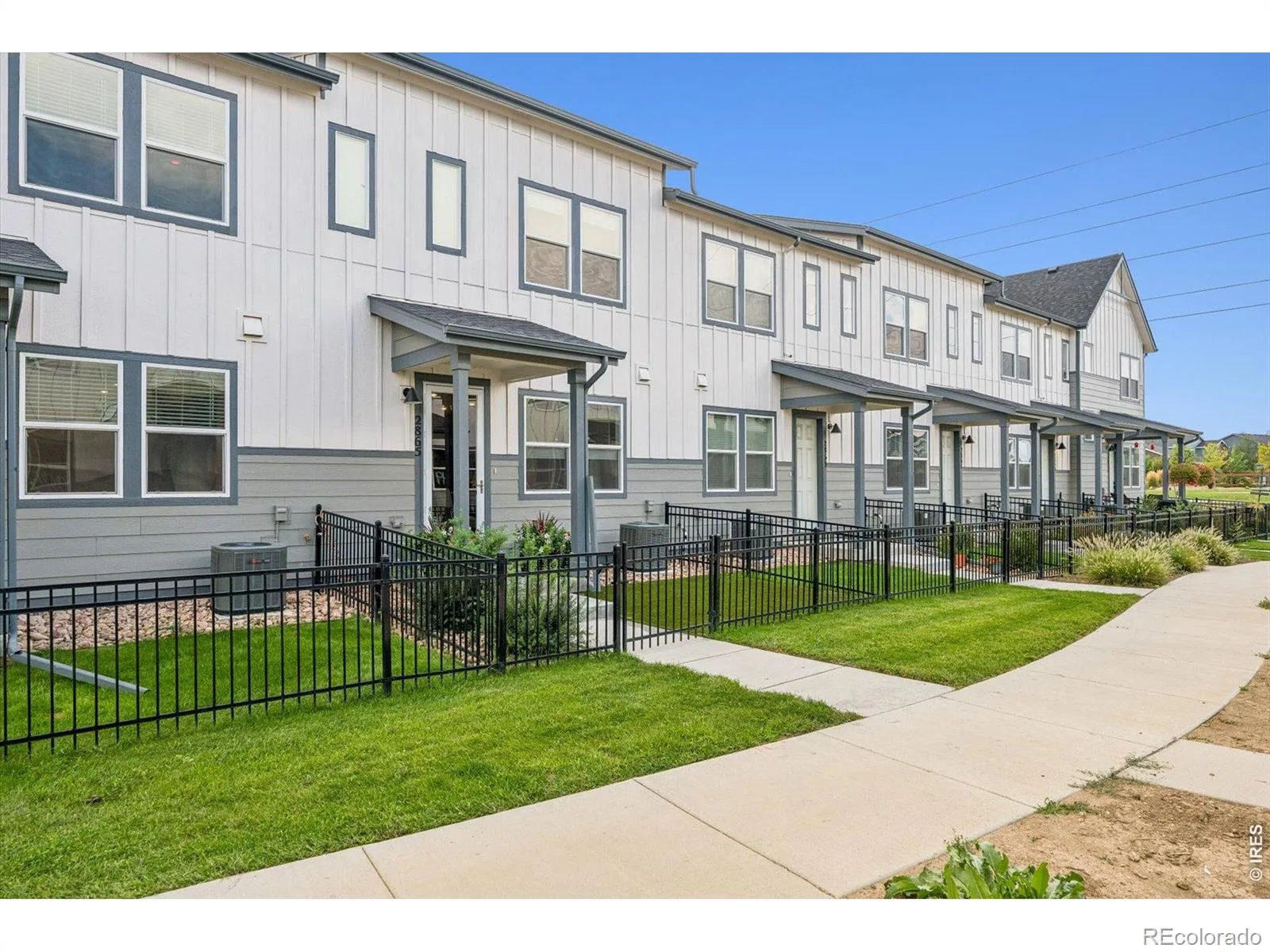 2865 Bear Springs Circle Longmont CO 80503 | MLS #RECIR1067398 08272026221422 1600 1