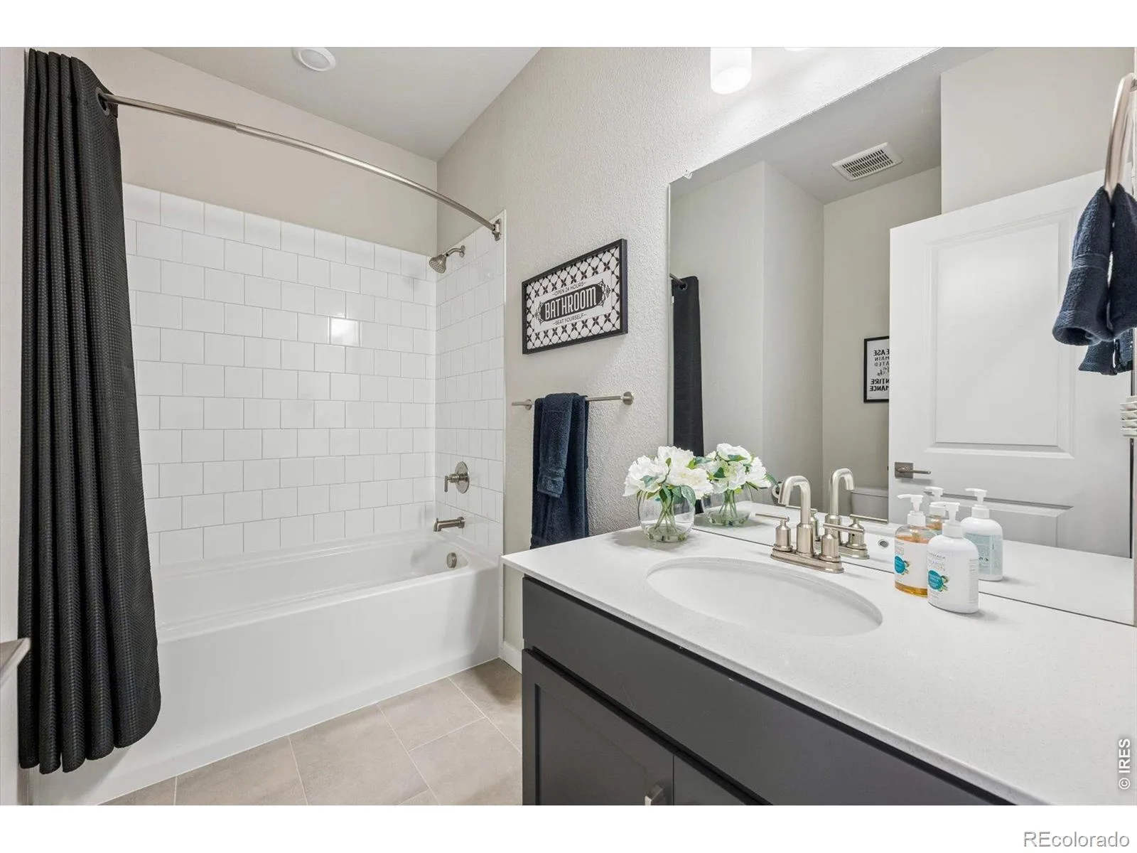 2865 Bear Springs Circle Longmont CO 80503 | MLS #RECIR1067398 08272026221422 1600 27