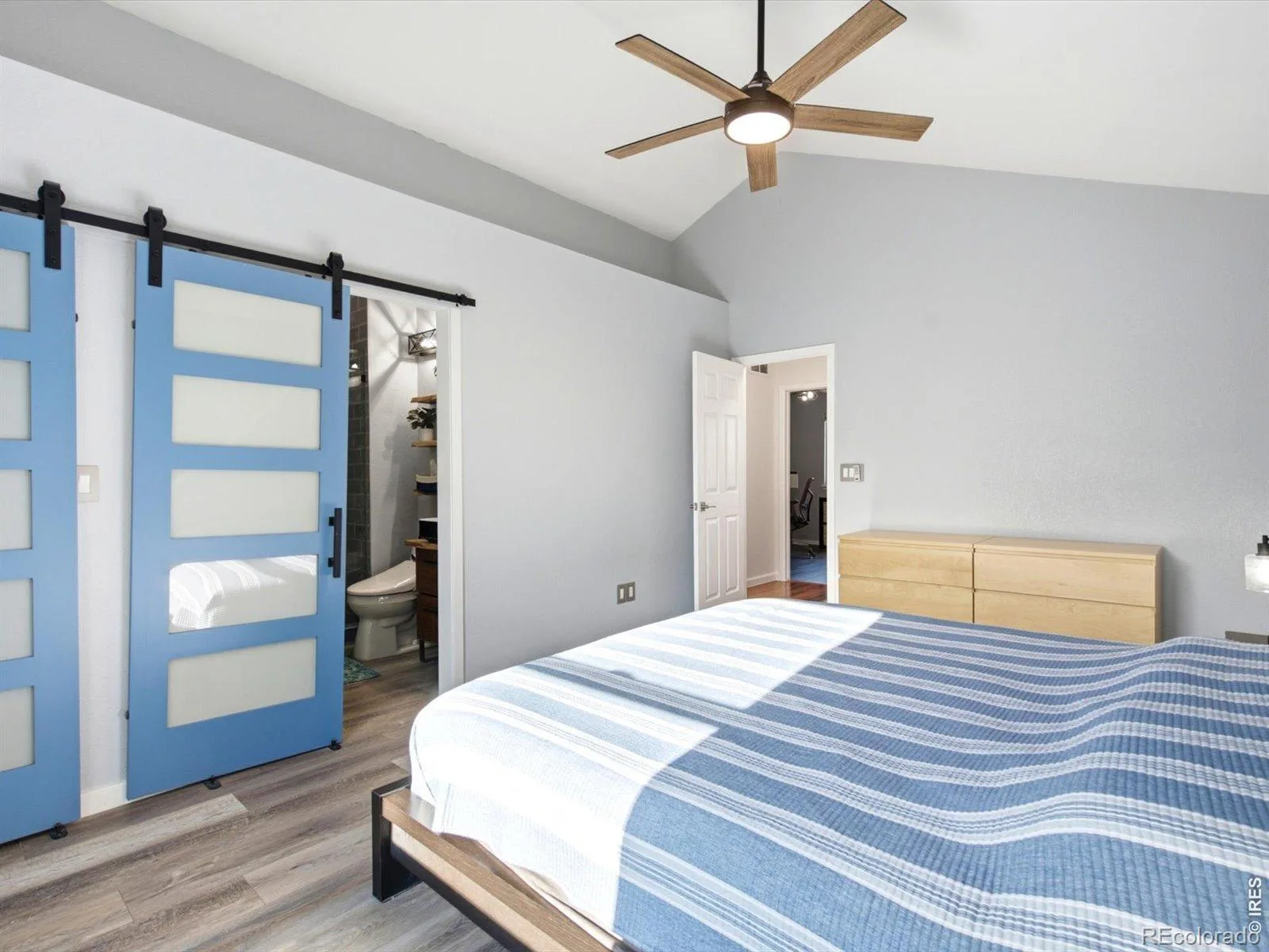 12326 Utica Street Broomfield CO 80020 | MLS #RECIR1067408 08292026005749 1600 19