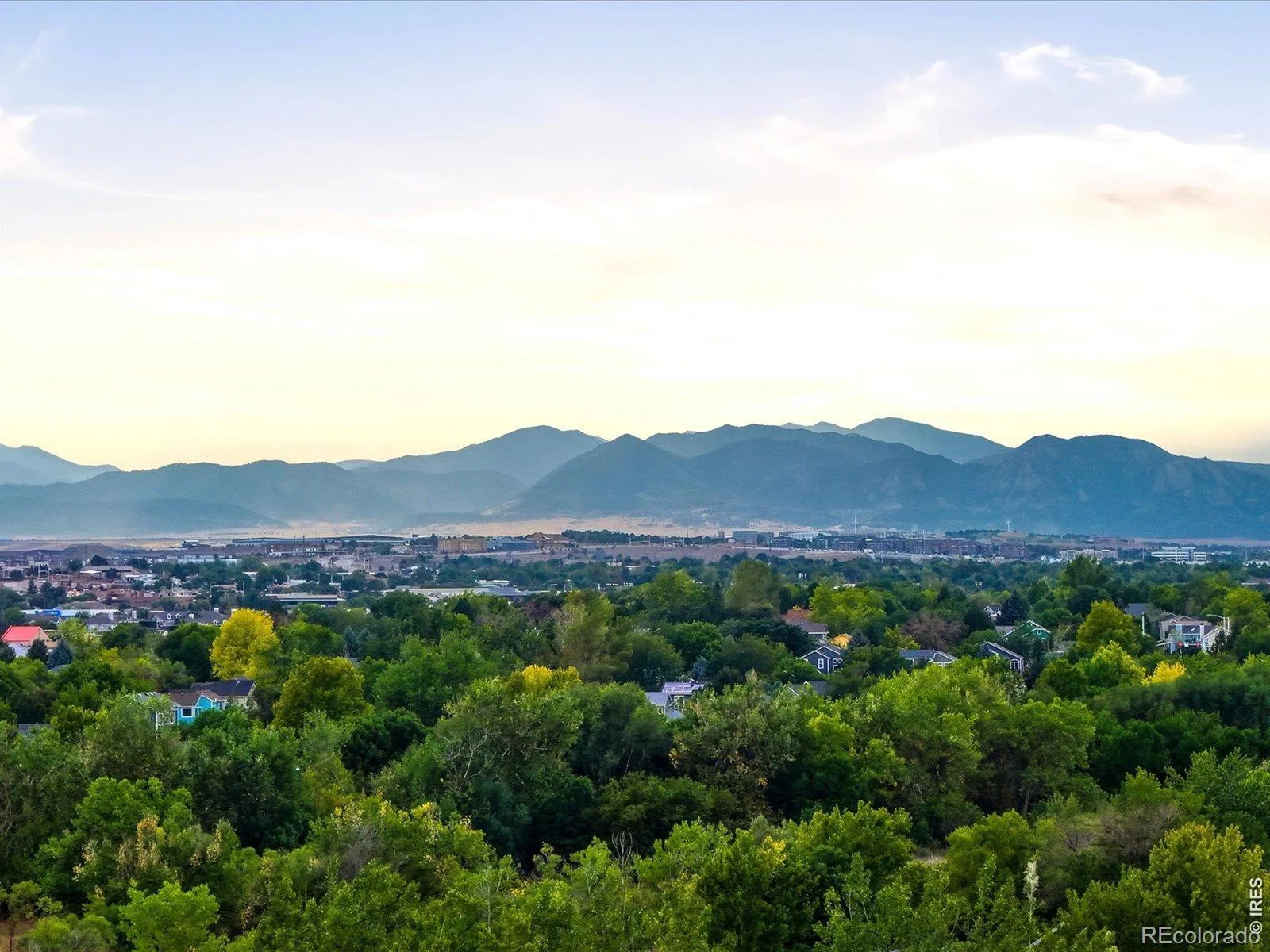 12326 Utica Street Broomfield CO 80020 | MLS #RECIR1067408 08292026005749 1600 40