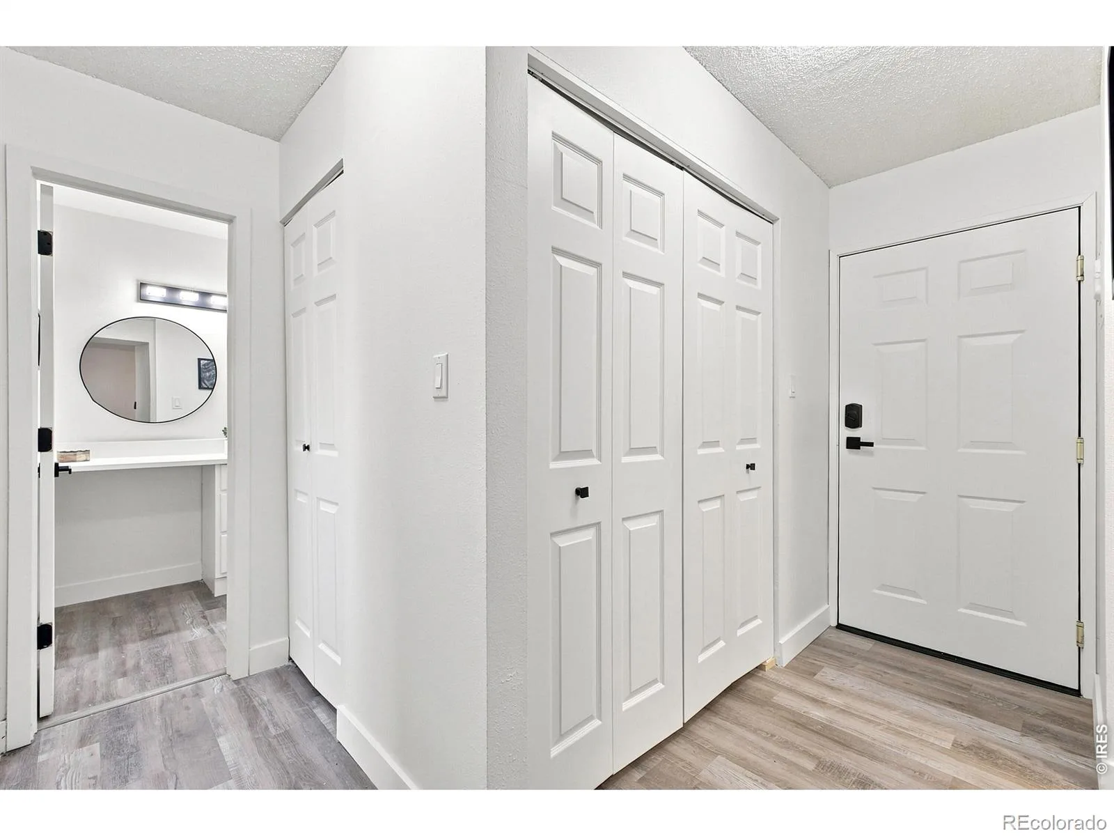 50 E Highline Circle #102 Centennial CO 80122 | MLS #RECIR1067422 08282026033529 1600 2