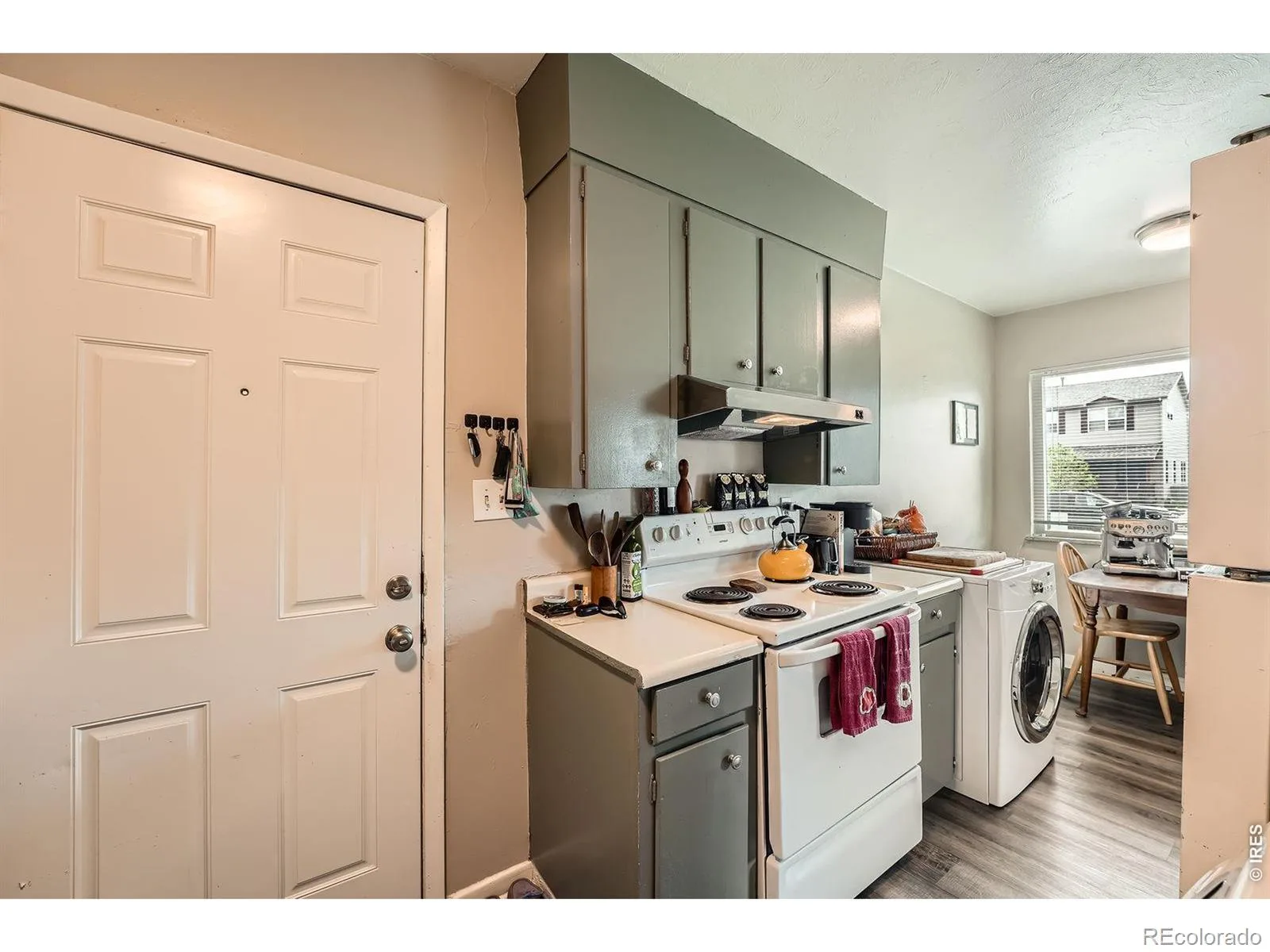 16475 W 14th Place Golden CO 80401 | MLS #RECIR1067433 08282026132628 1600 12