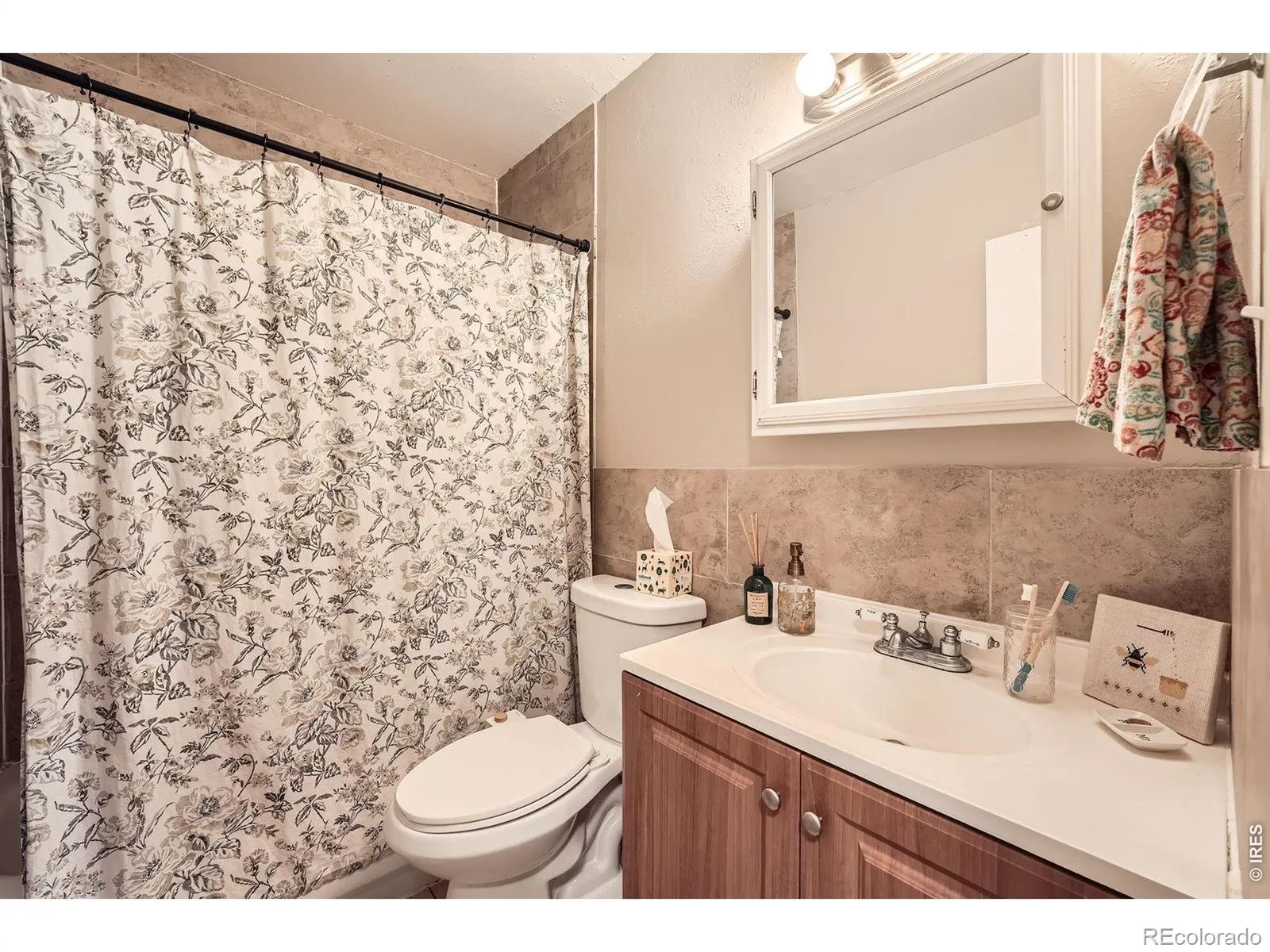16475 W 14th Place Golden CO 80401 | MLS #RECIR1067433 08282026132628 1600 17