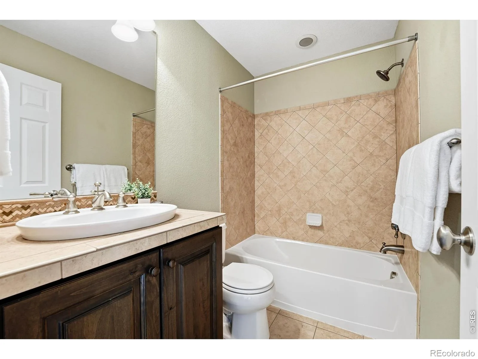 4706 Raven Run Broomfield CO 80023 | MLS #RECIR1067450 08282026164818 1600 28
