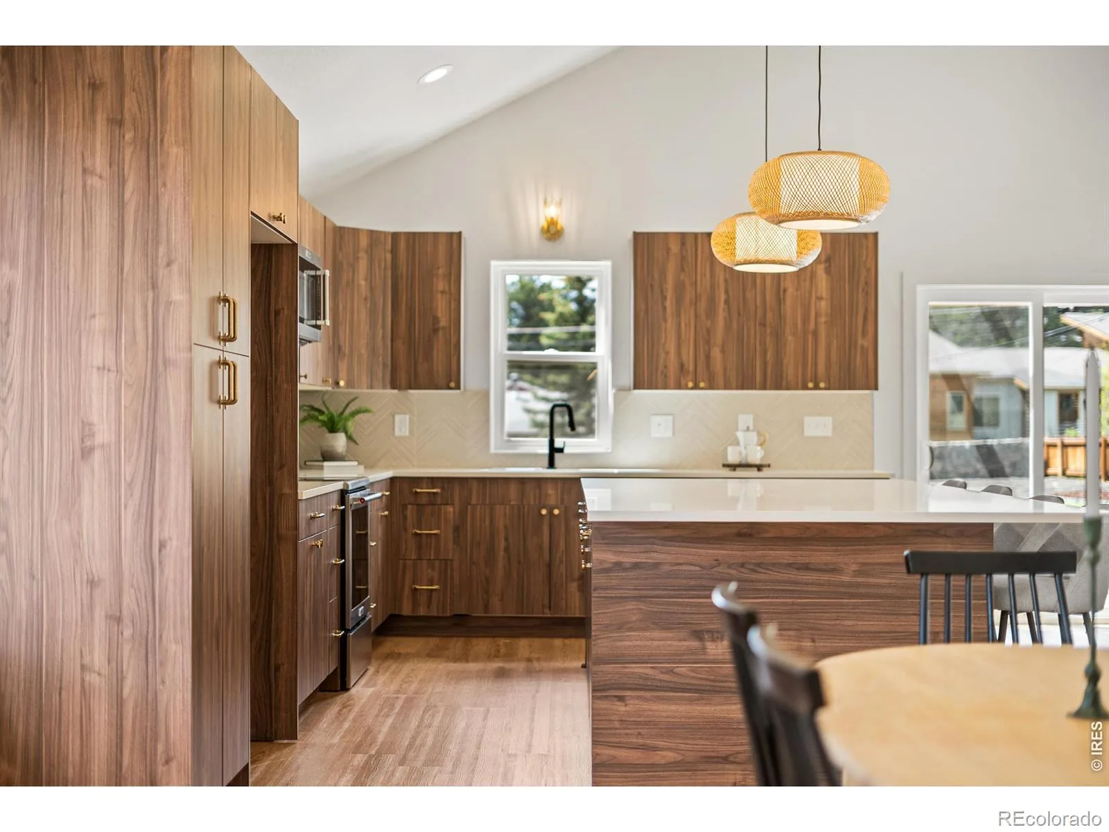 30463 Hilltop Drive Evergreen CO 80439 | MLS #RECIR1067508 08282026231355 1600 12