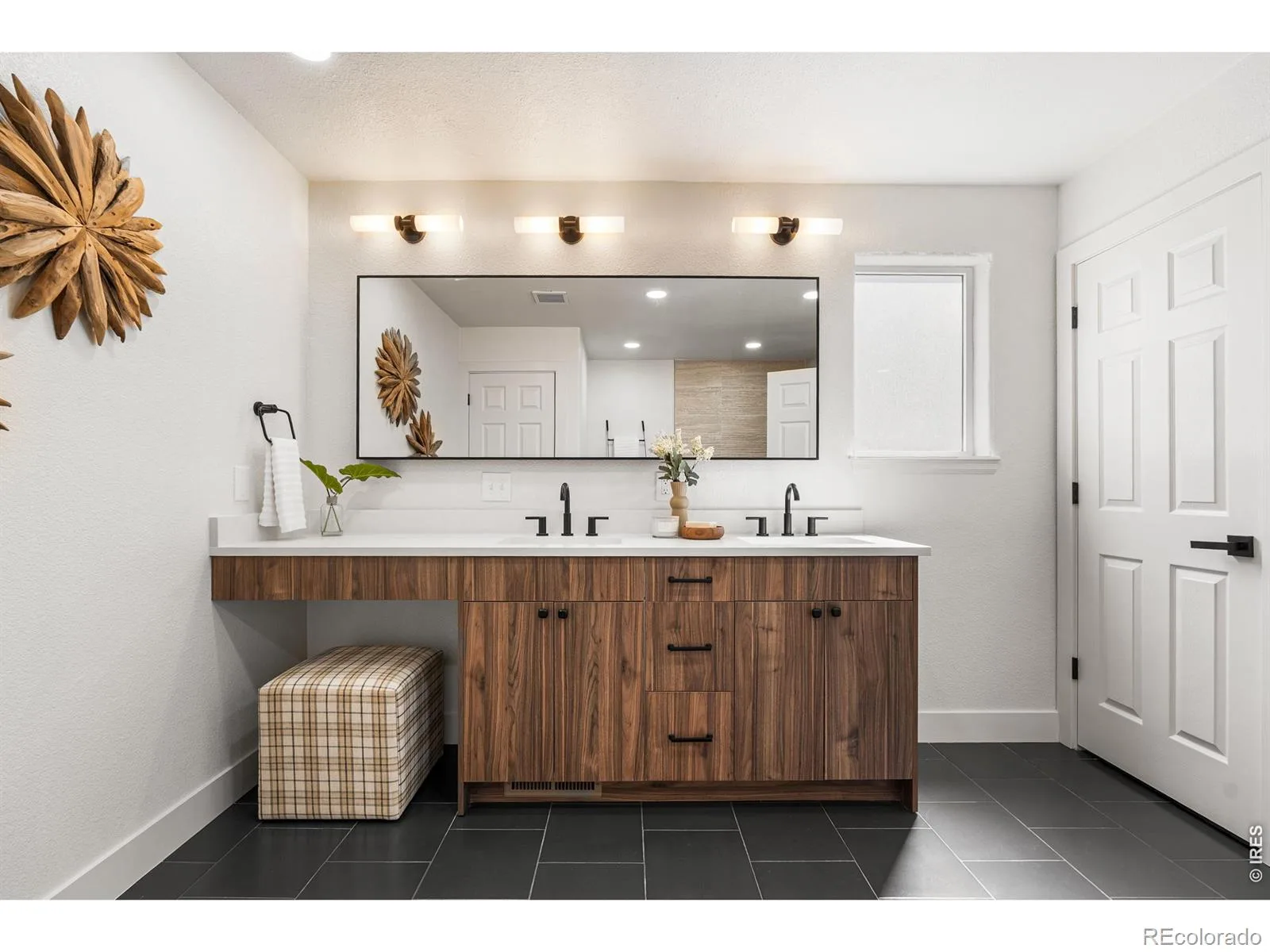 30463 Hilltop Drive Evergreen CO 80439 | MLS #RECIR1067508 08282026231355 1600 21