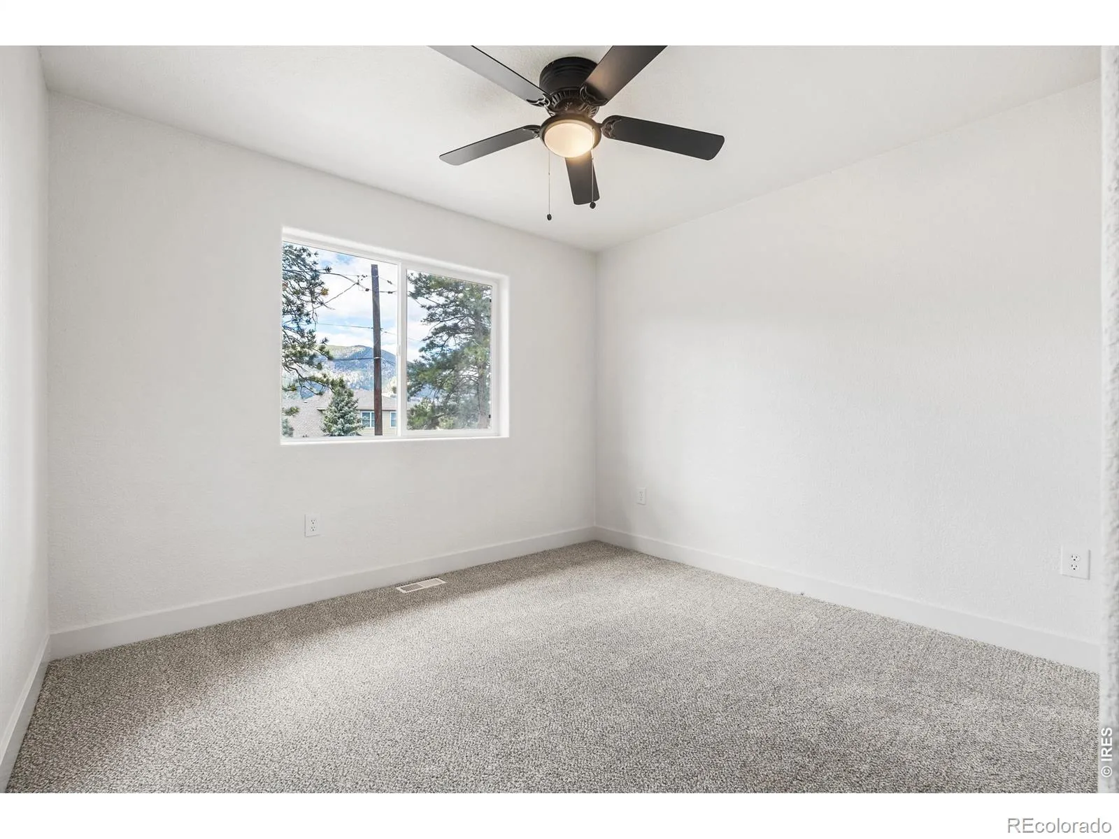 30463 Hilltop Drive Evergreen CO 80439 | MLS #RECIR1067508 08282026231355 1600 30