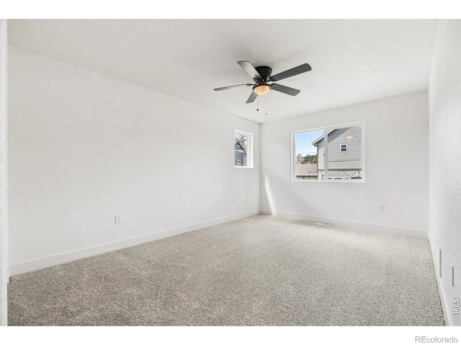 30463 Hilltop Drive Evergreen CO 80439 | MLS #RECIR1067508 08282026231355 1600 33
