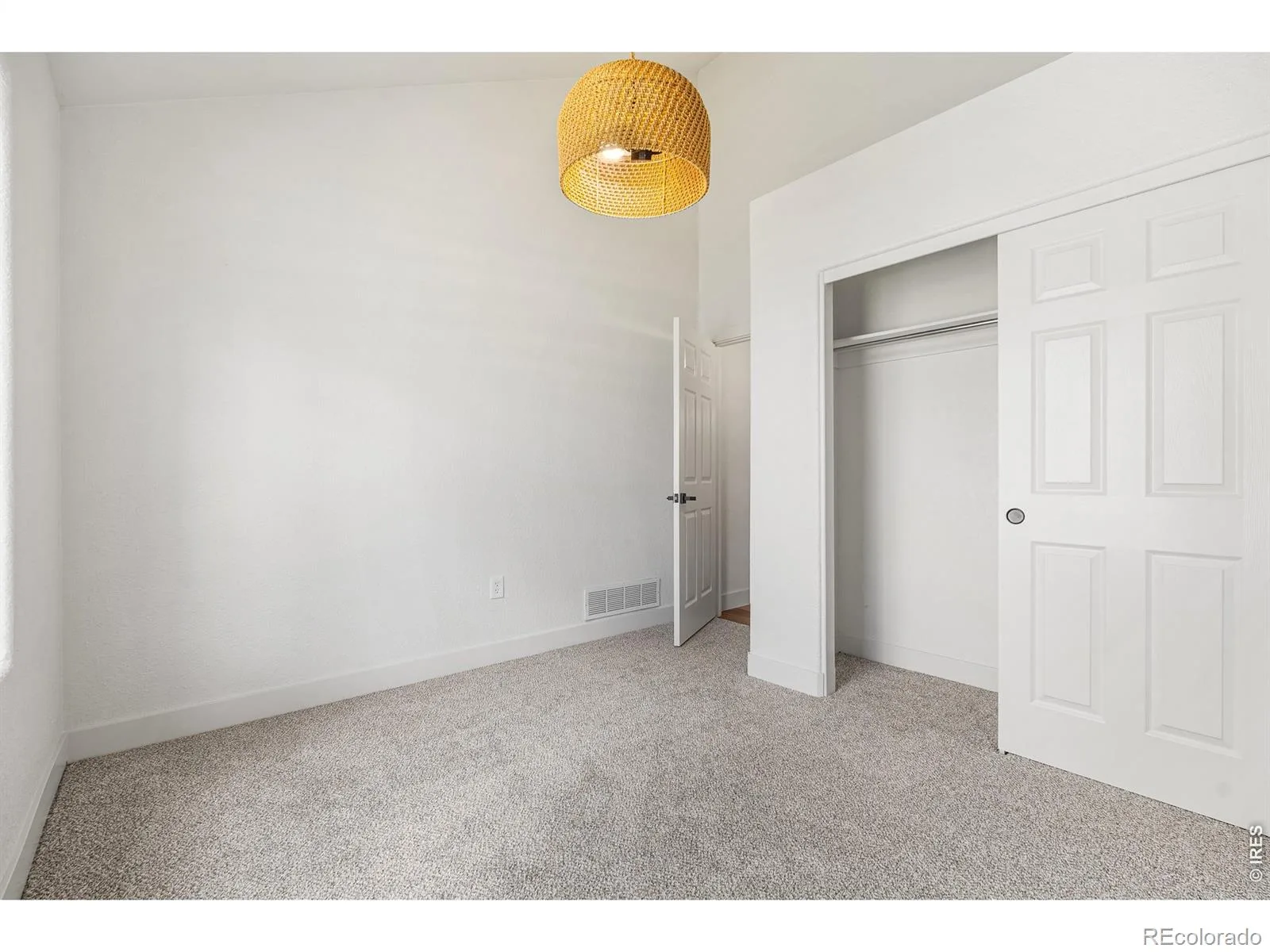 30463 Hilltop Drive Evergreen CO 80439 | MLS #RECIR1067508 08282026231355 1600 34