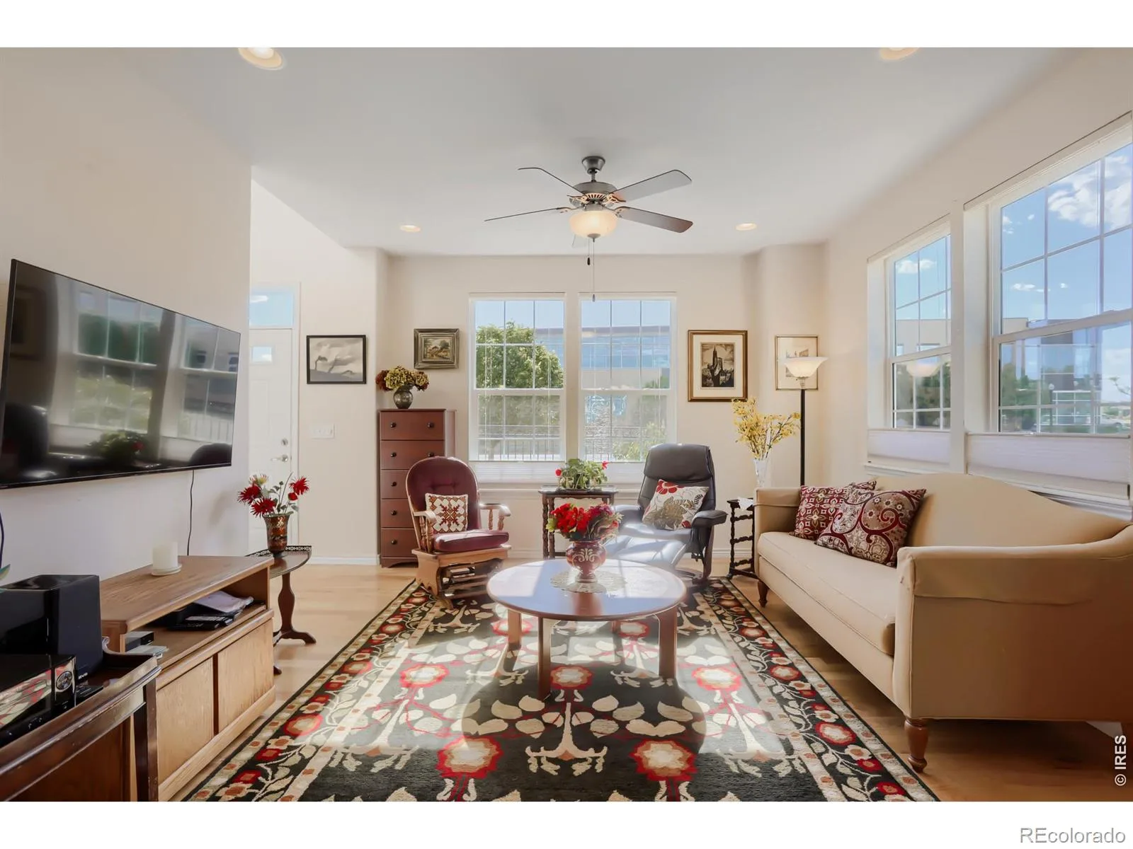 101 Casper Drive Lafayette CO 80026 | MLS #RECIR1067528 08292026130250 1600 7