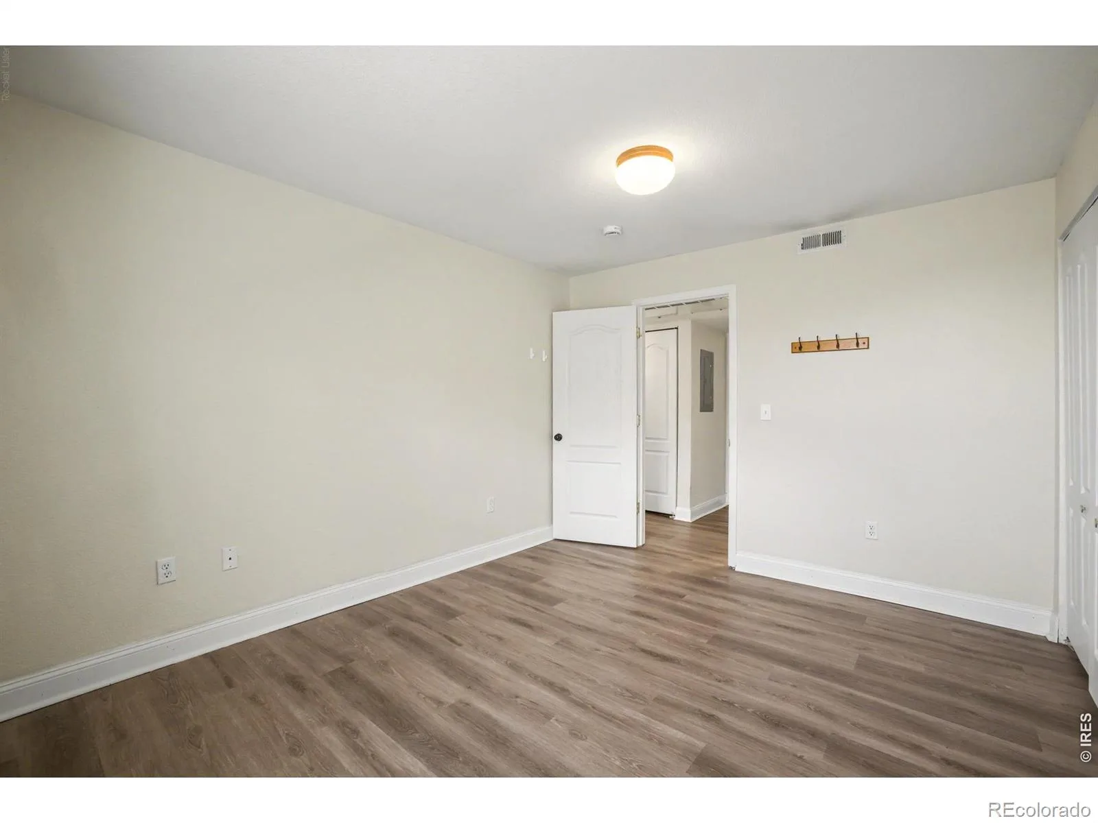 1629 S Deframe Street #B8 Lakewood CO 80228 | MLS #RECIR1067531 08292026145315 1600 30
