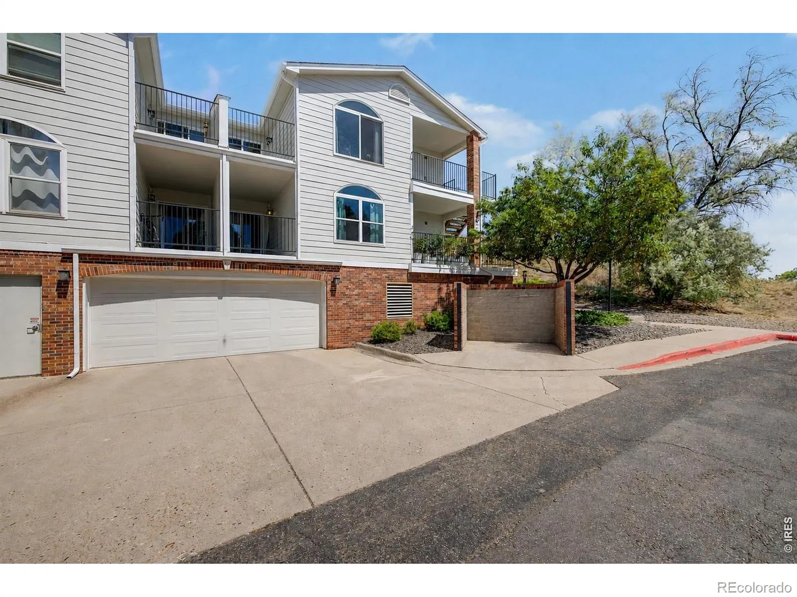 1629 S Deframe Street #B8 Lakewood CO 80228 | MLS #RECIR1067531 08292026145315 1600 37