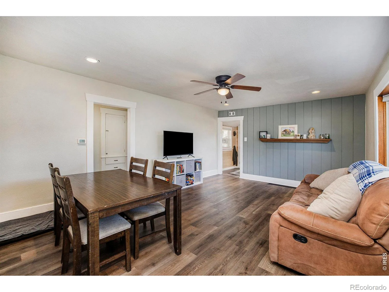 347 W Rafferty Gardens Avenue Littleton CO 80120 | MLS #RECIR1067536 08292026161734 1600 16