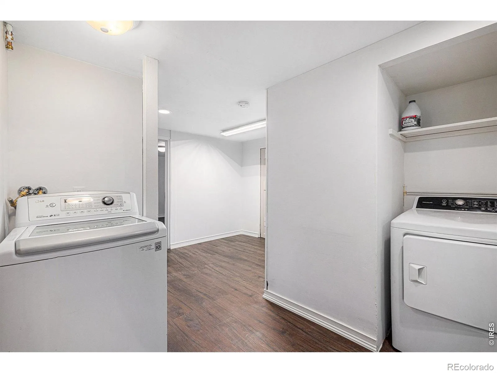 347 W Rafferty Gardens Avenue Littleton CO 80120 | MLS #RECIR1067536 08292026161734 1600 26