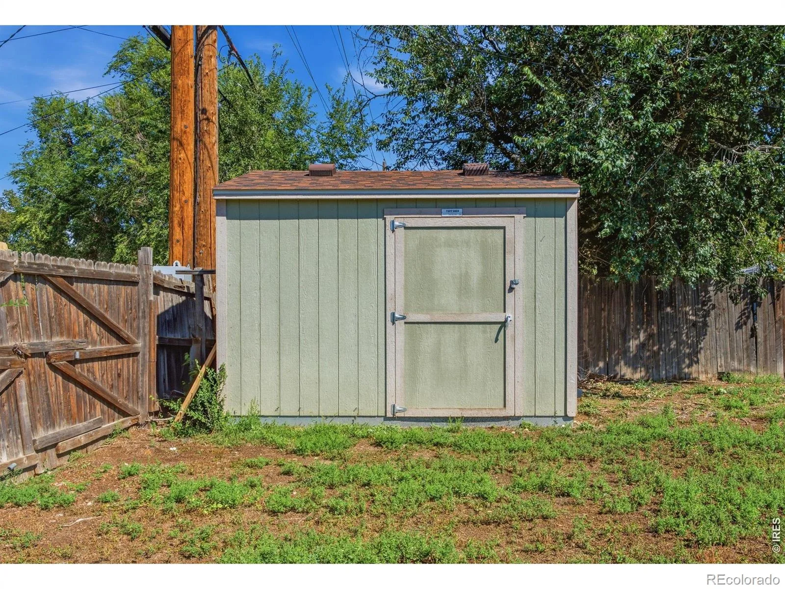 1309 Florence Street Aurora CO 80010 | MLS #RECIR1067559 08302026024407 1600 17