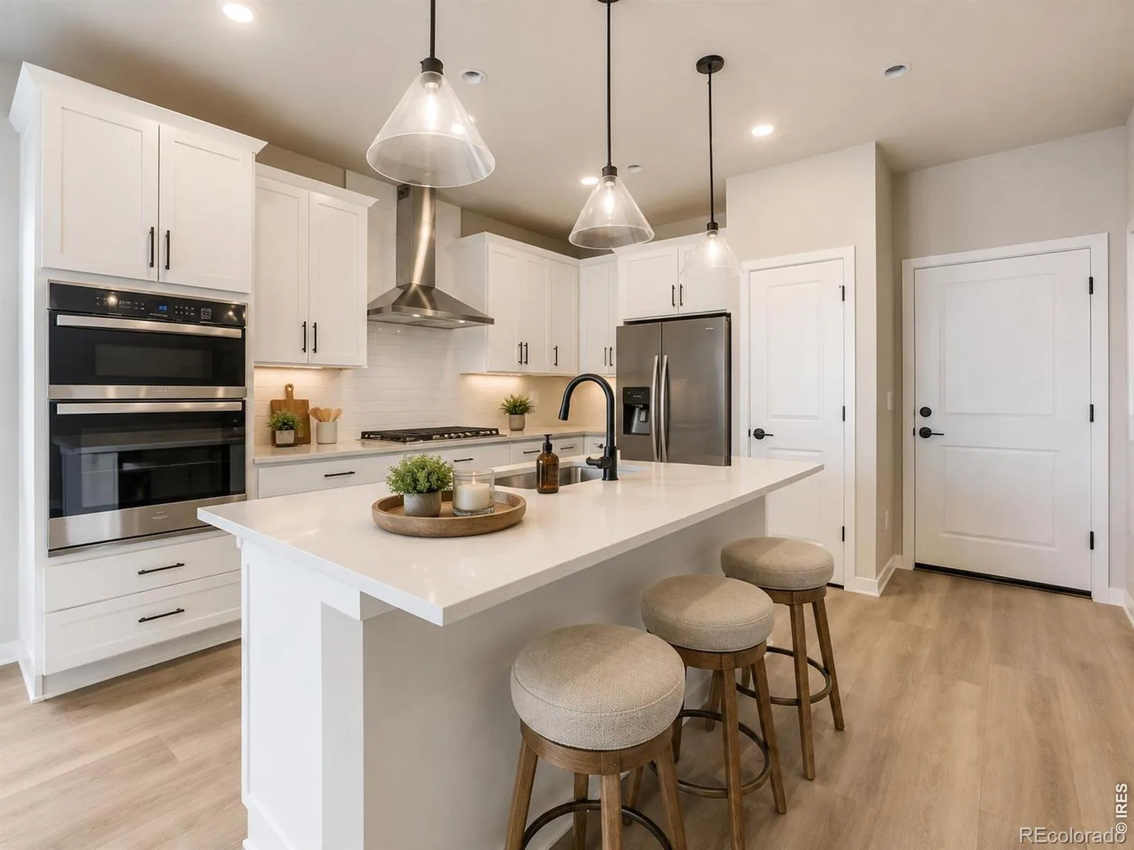 2841 Bear Springs Circle Longmont CO 80503 | MLS #RECIR1067573 08302026213539 1600 1