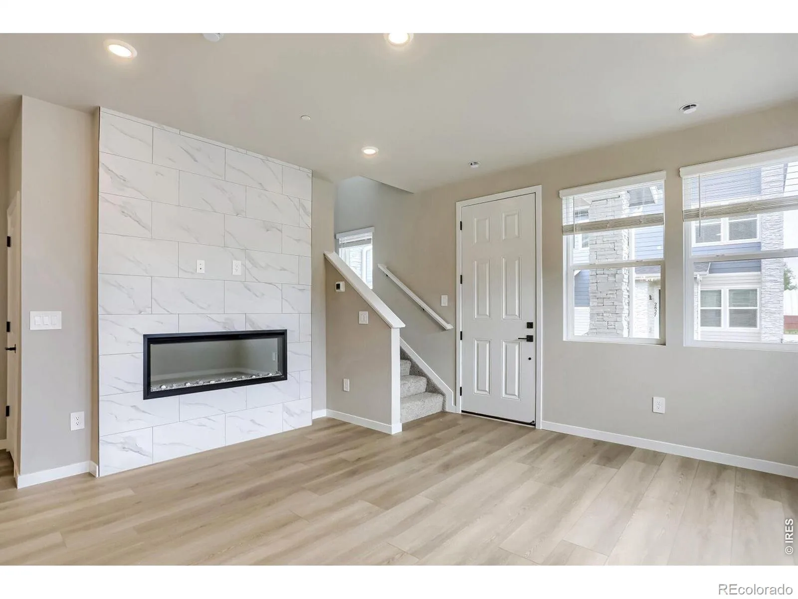 2841 Bear Springs Circle Longmont CO 80503 | MLS #RECIR1067573 08302026213539 1600 25