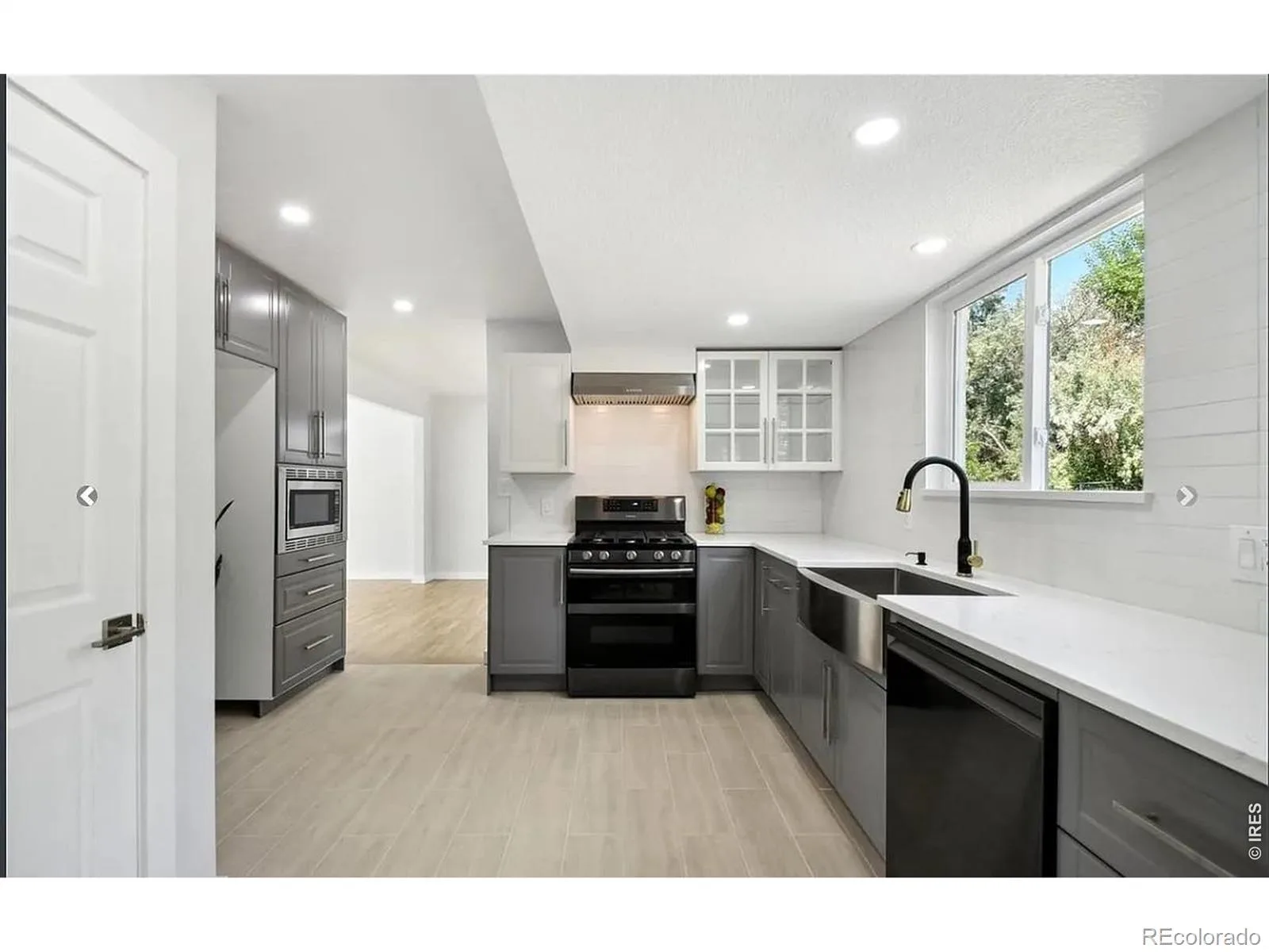 8701 E Briarwood Boulevard Centennial CO 80112 | MLS #RECIR1067602 08312026183658 1600 14