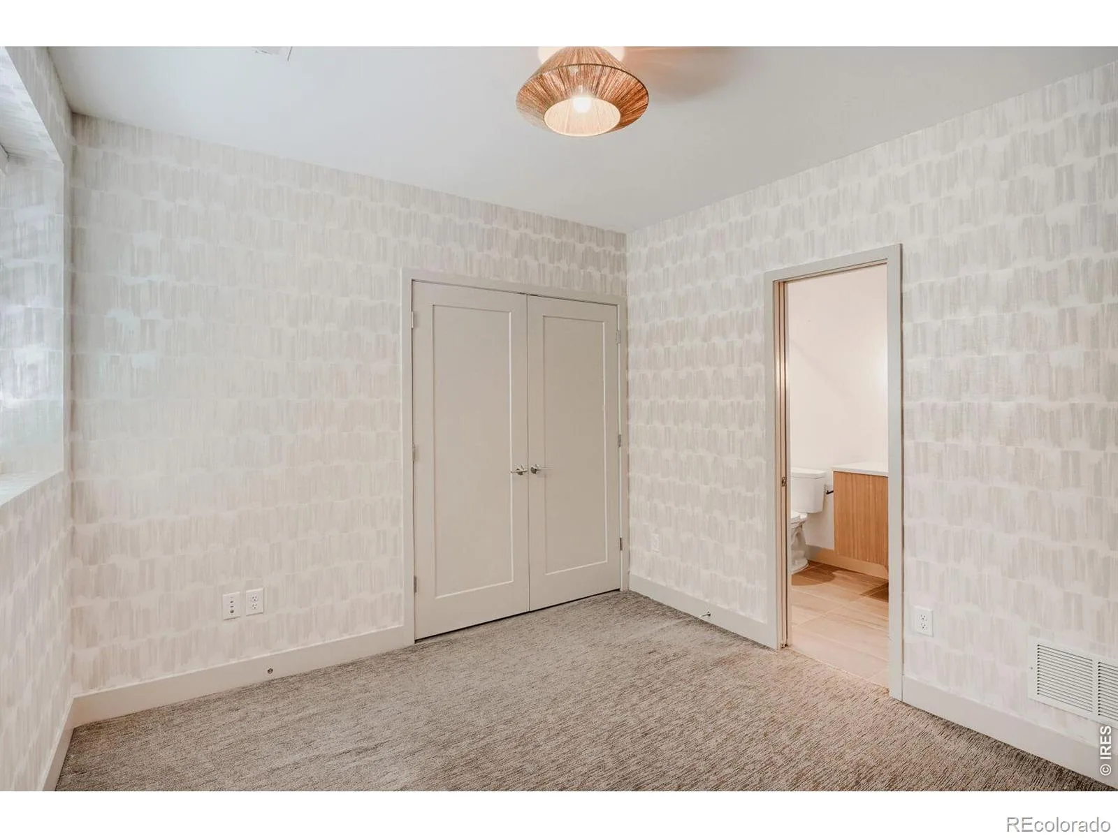 835 Forest Street Denver CO 80220 | MLS #RECIR1067930 09232026063353 1600 16