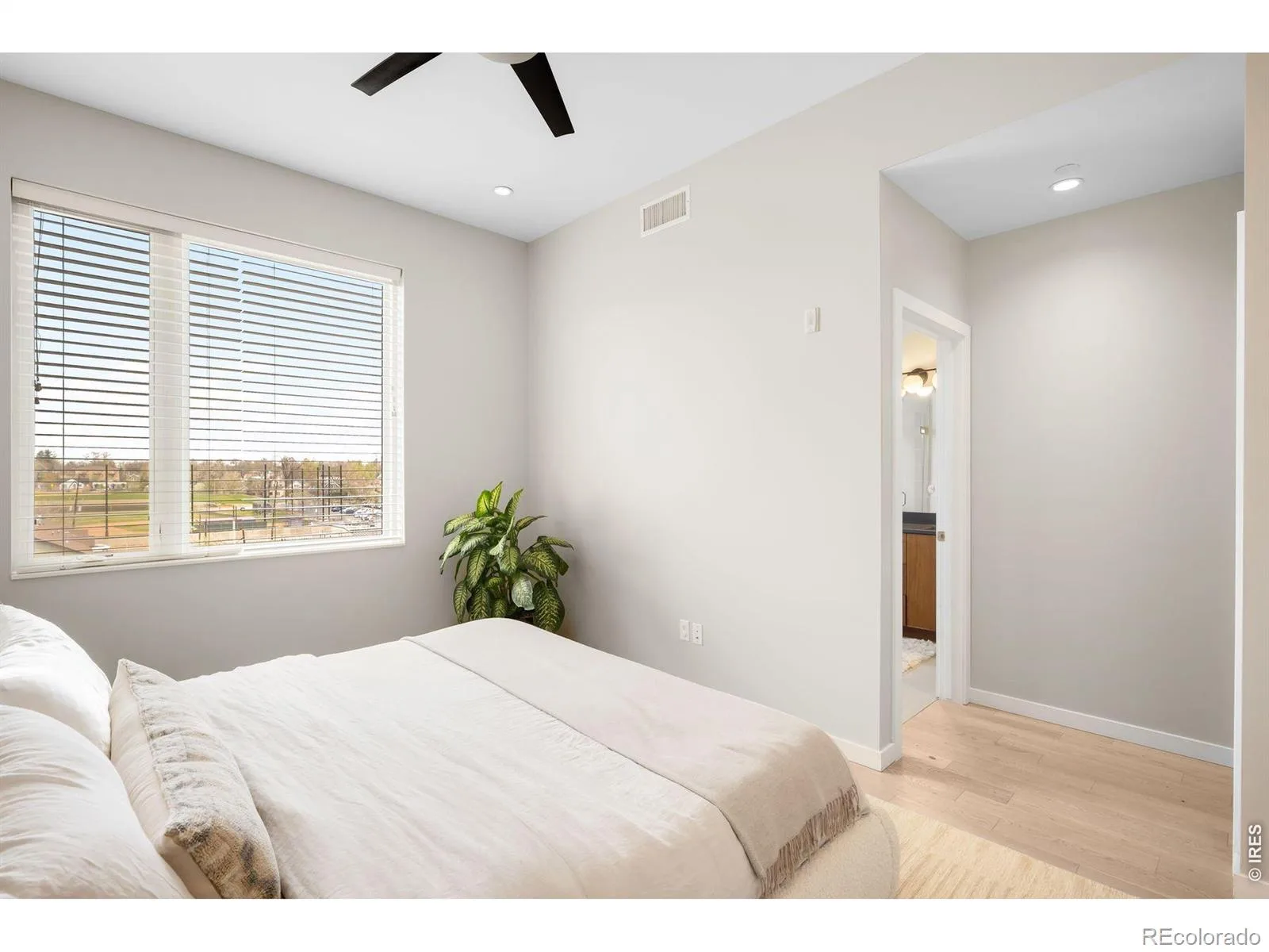 2752 N Clay Street #404 Denver CO 80211 | MLS #RECIR1067954 09232026063117 1600 15