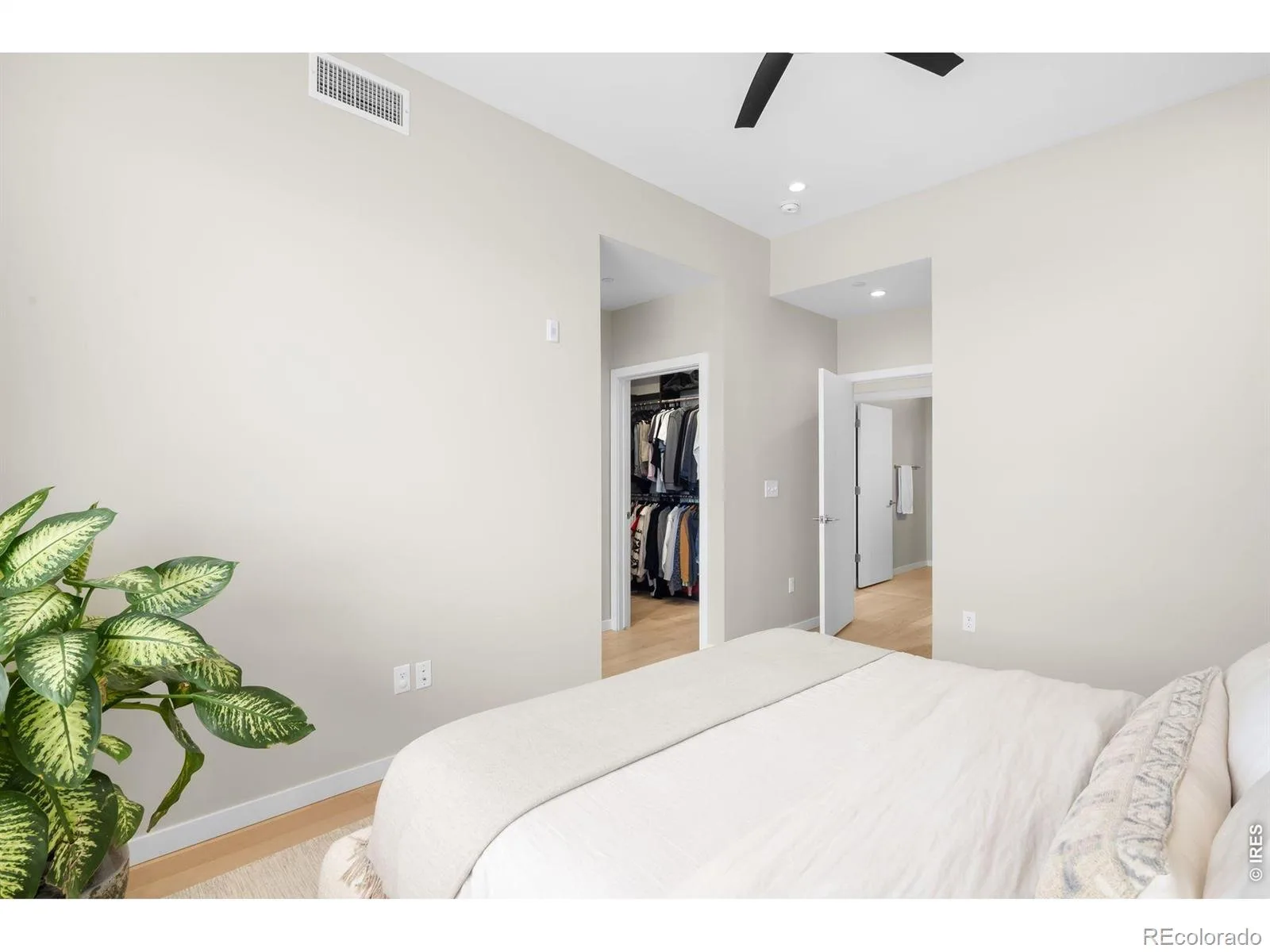 2752 N Clay Street #404 Denver CO 80211 | MLS #RECIR1067954 09232026063117 1600 16
