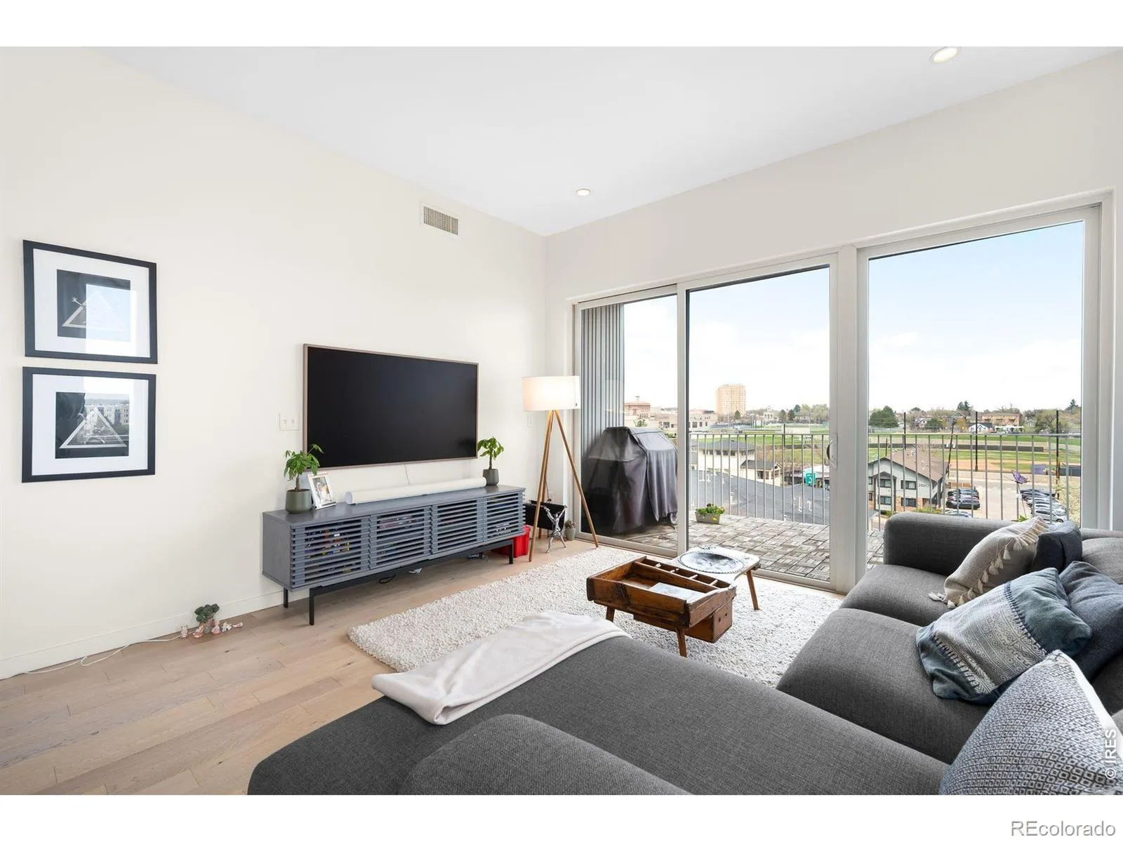 2752 N Clay Street #404 Denver CO 80211 | MLS #RECIR1067954 09232026063117 1600 3