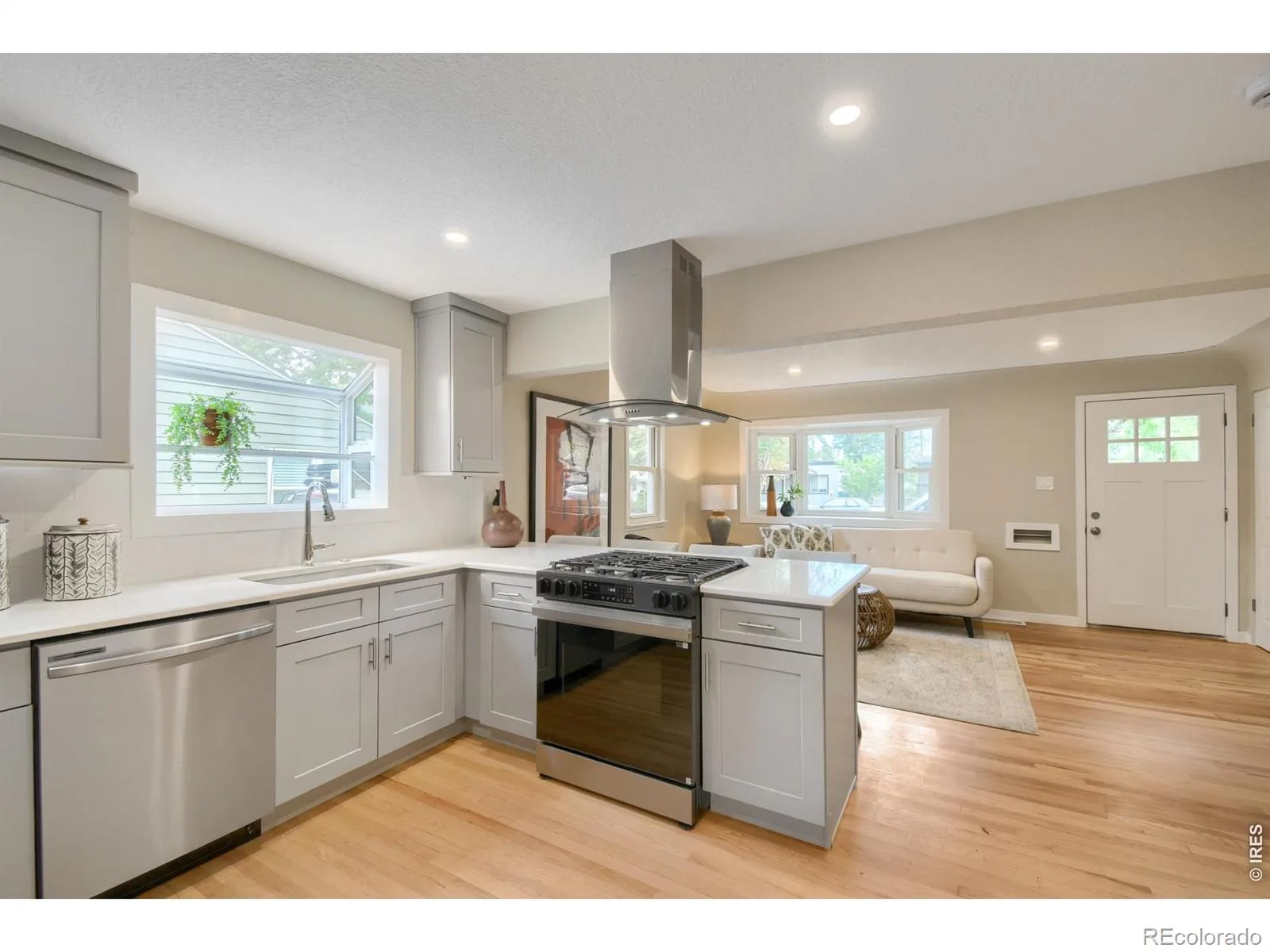 4745 S Sherman Street Englewood CO 80113 | MLS #RECIR1068412 09232026075951 1600 9