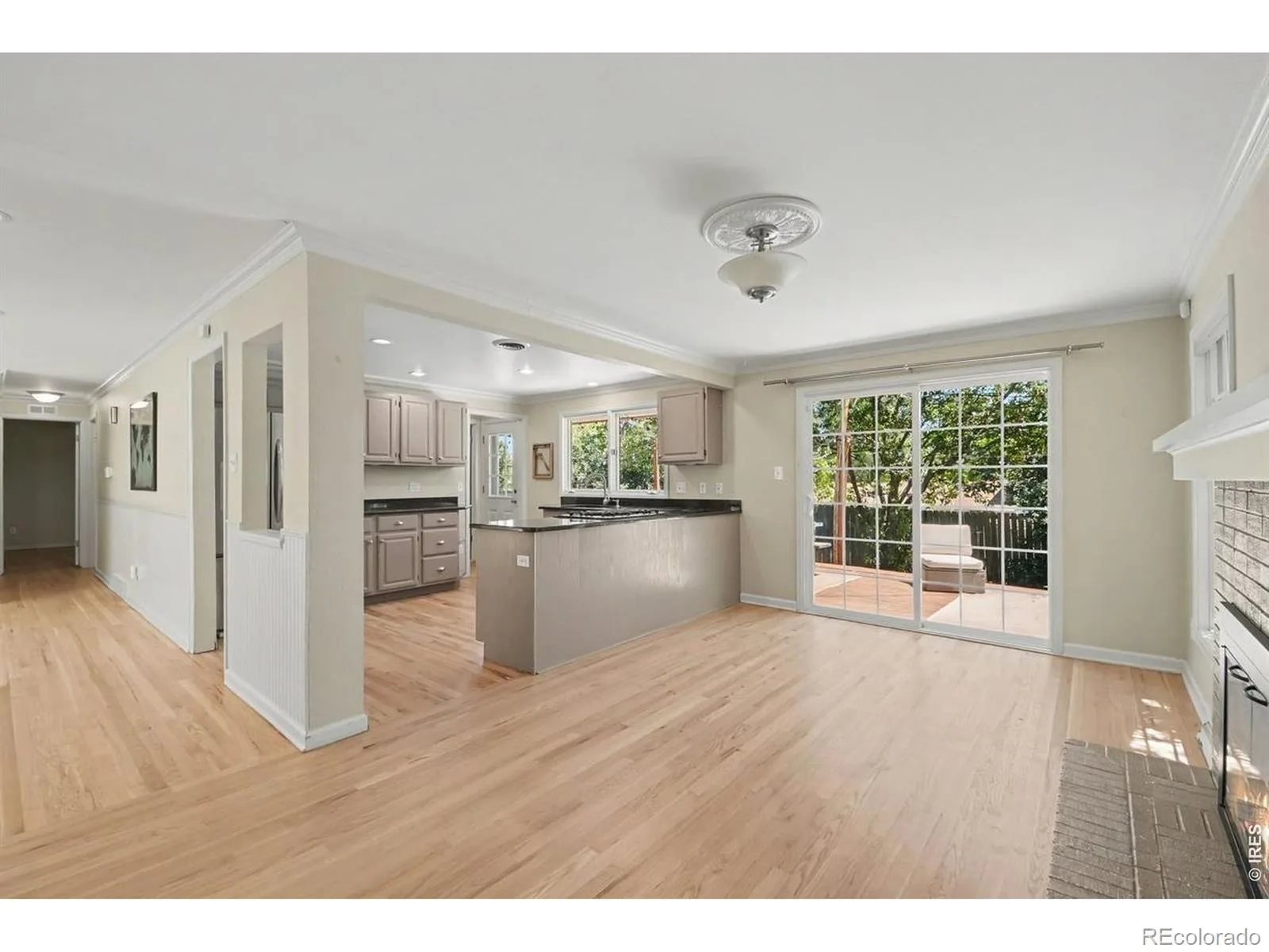 700 S Arbutus Street Lakewood CO 80228 | MLS #RECIR1068498 09232026092431 1600 17