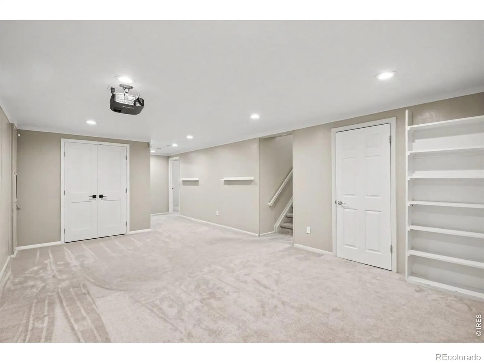 700 S Arbutus Street Lakewood CO 80228 | MLS #RECIR1068498 09232026092431 1600 33