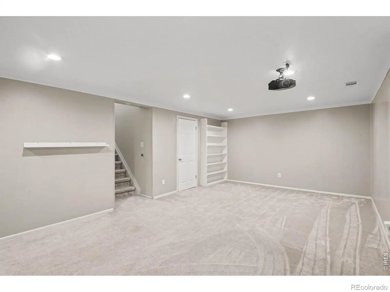 700 S Arbutus Street Lakewood CO 80228 | MLS #RECIR1068498 09232026092431 1600 34