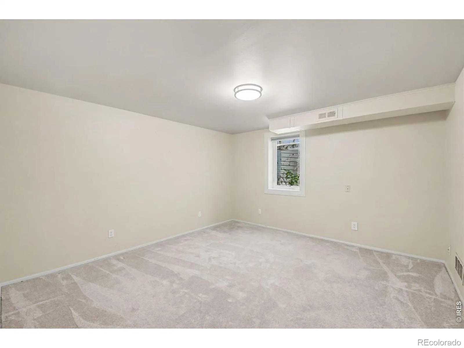 700 S Arbutus Street Lakewood CO 80228 | MLS #RECIR1068498 09232026092431 1600 35