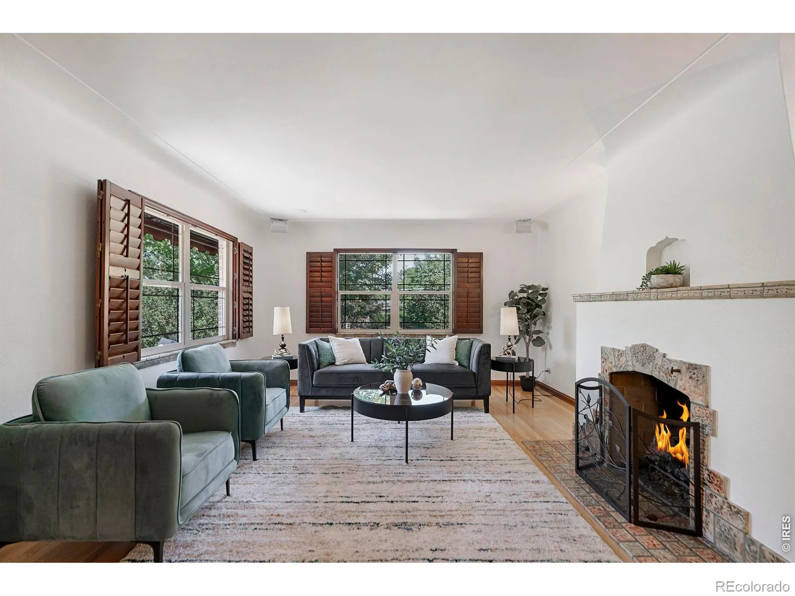 1090 Bonnie Brae Boulevard Denver CO 80209 | MLS #REC9779433 09232026091832 1600 10