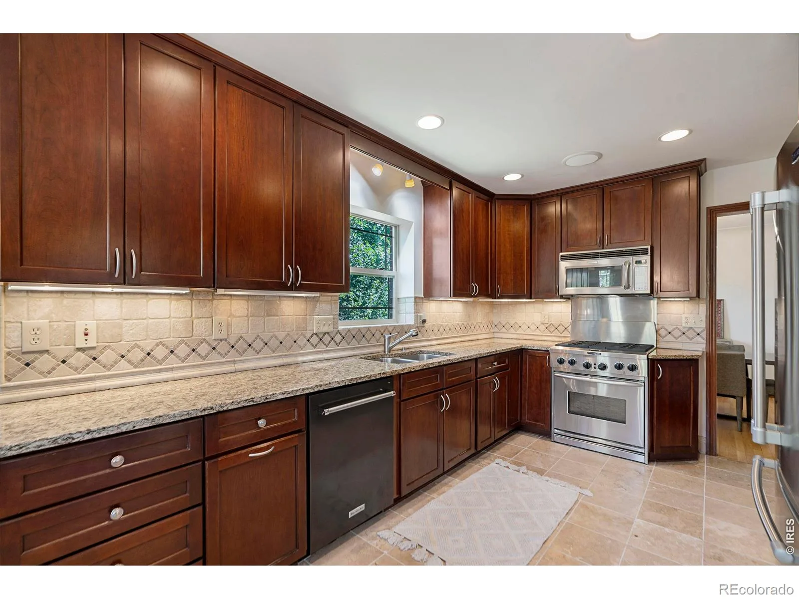 1090 Bonnie Brae Boulevard Denver CO 80209 | MLS #REC9779433 09232026091832 1600 14